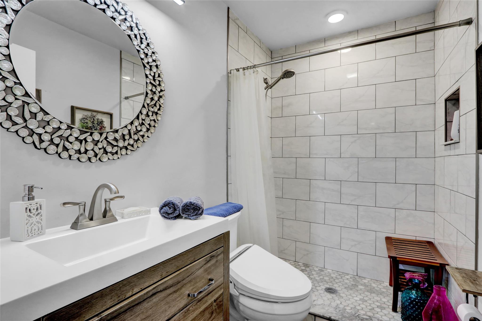 #17 photo, 365 Route 111, Smithtown , NY 11787