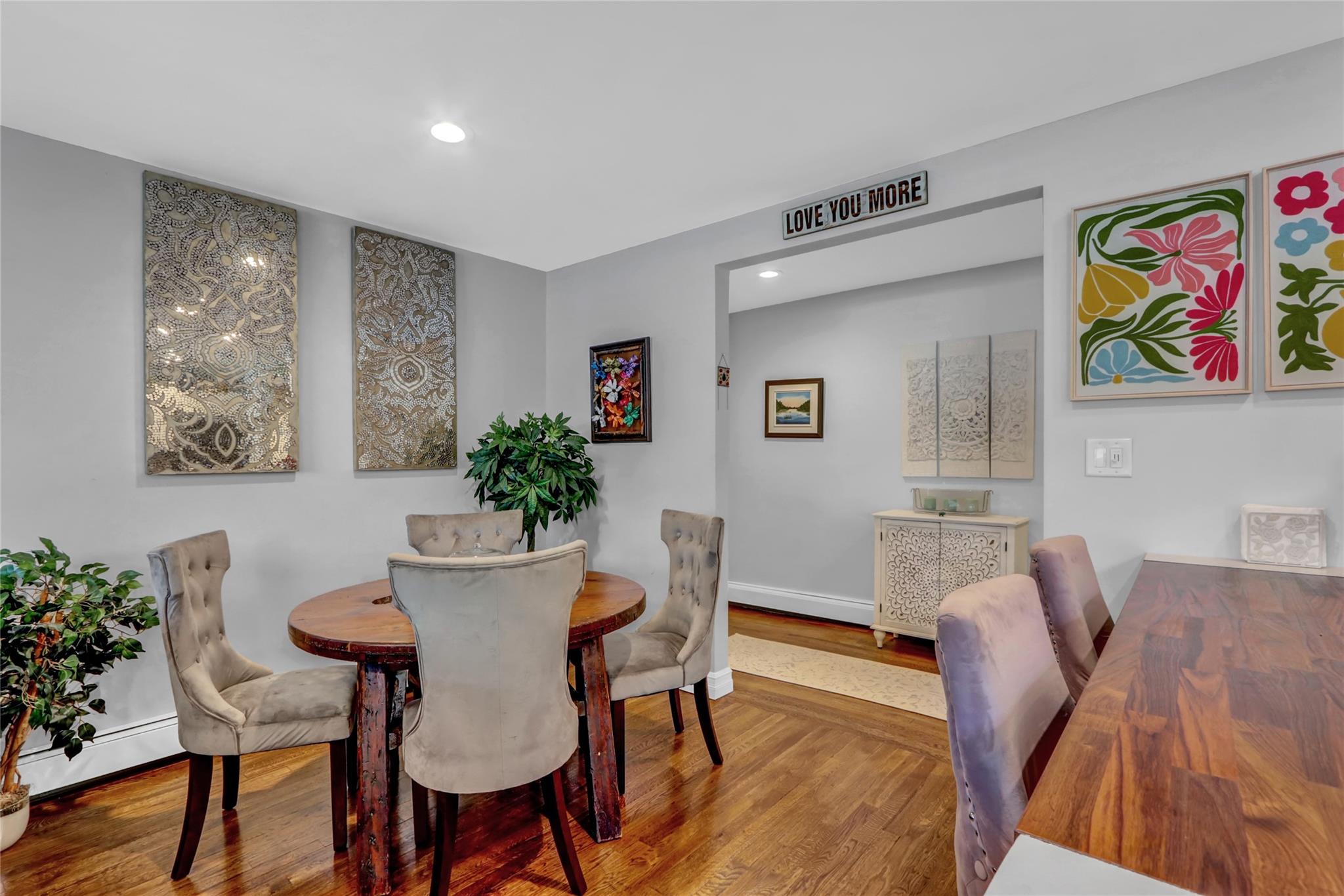 #5 photo, 365 Route 111, Smithtown , NY 11787