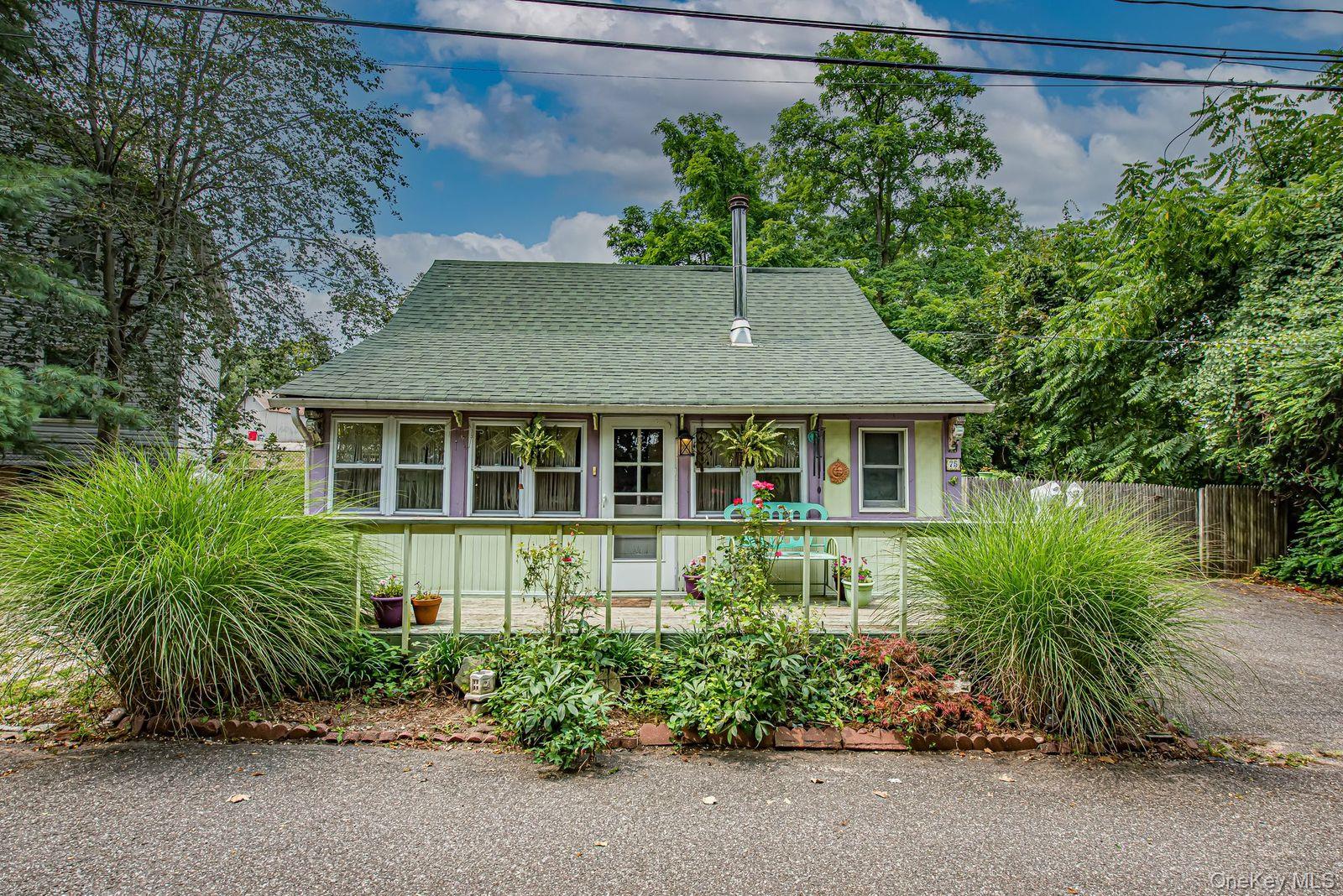 #1 photo, 75 Upper Dock Road, Kings Park , NY 11754