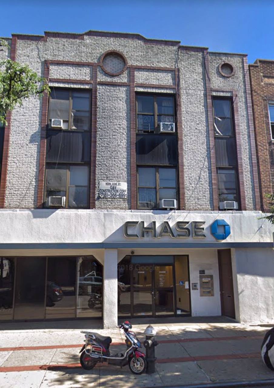 #3 photo, 6077 Myrtle Ave, クイーンズ区 Ridgewood , NY 11385