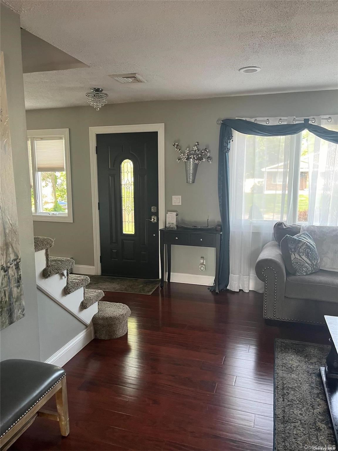 #1 photo, 4 Wadsworth Place, Smithtown , NY 11787