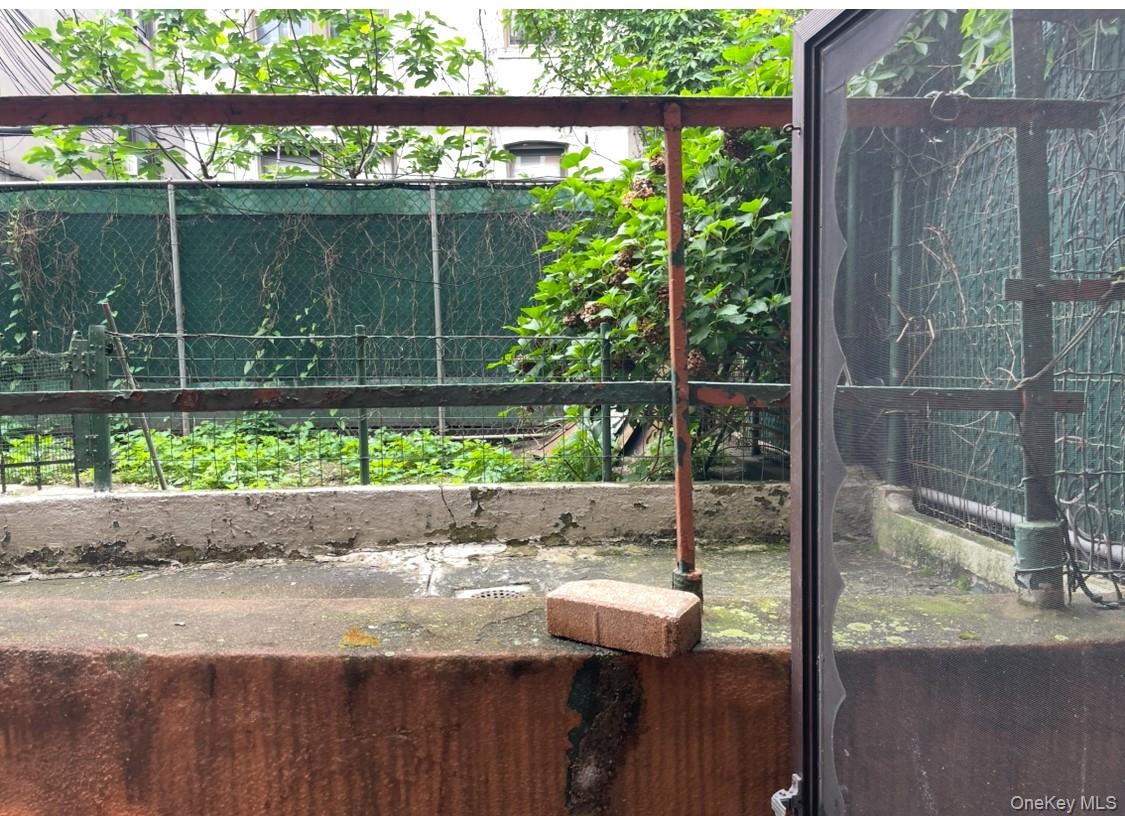 #10 photo, 39-17 65 Pl, クイーンズ区 Woodside , NY 11377