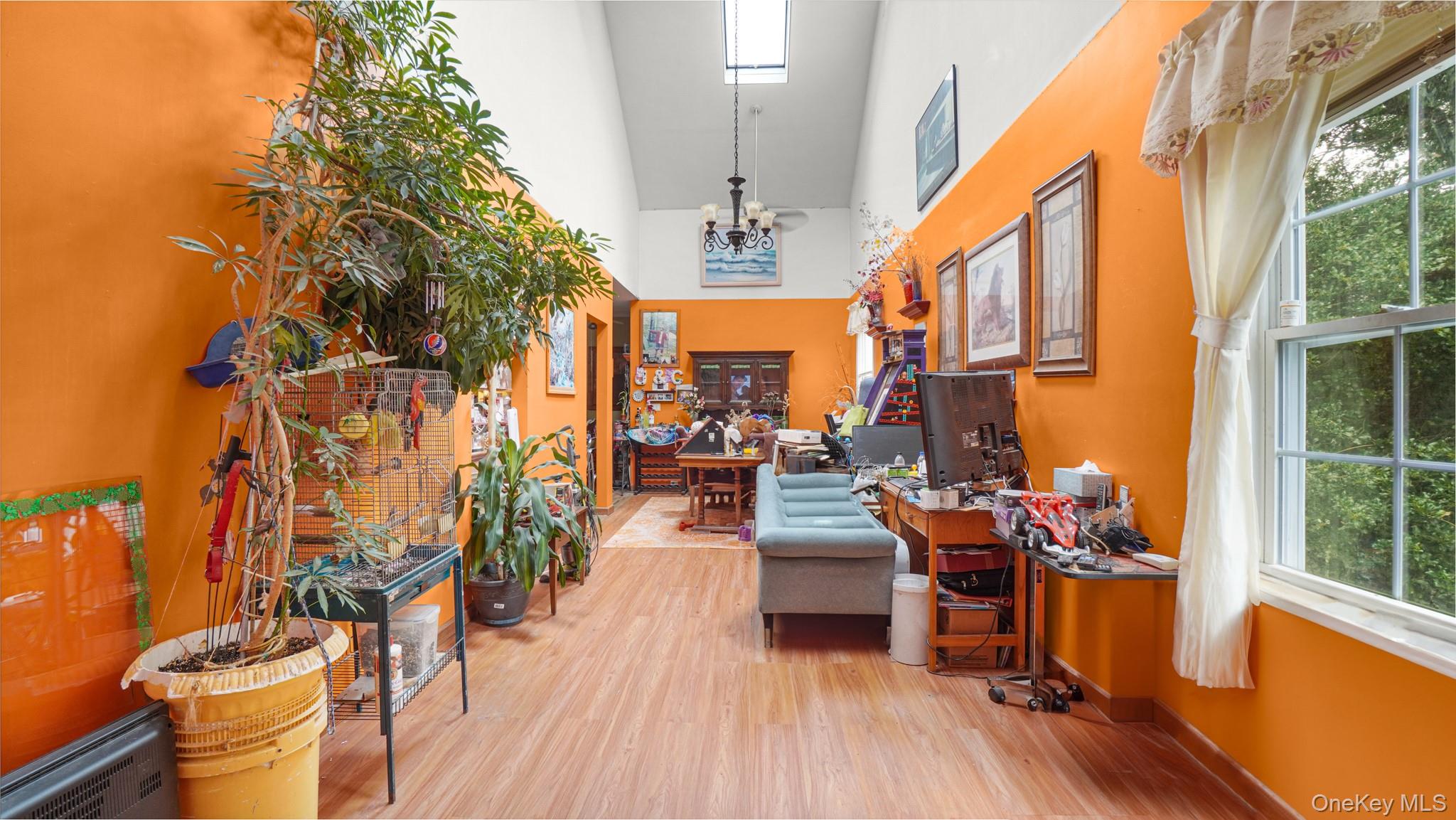 #14 photo, 6 Windsor Place, Lynbrook , NY 11563