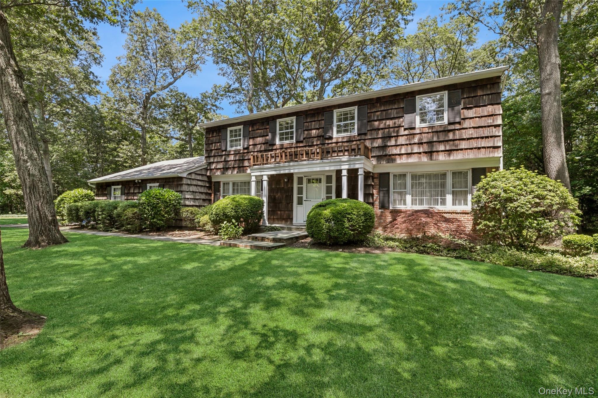 #1 photo, 137 Darrow Lane, 东长岛 Greenlawn , NY 11740