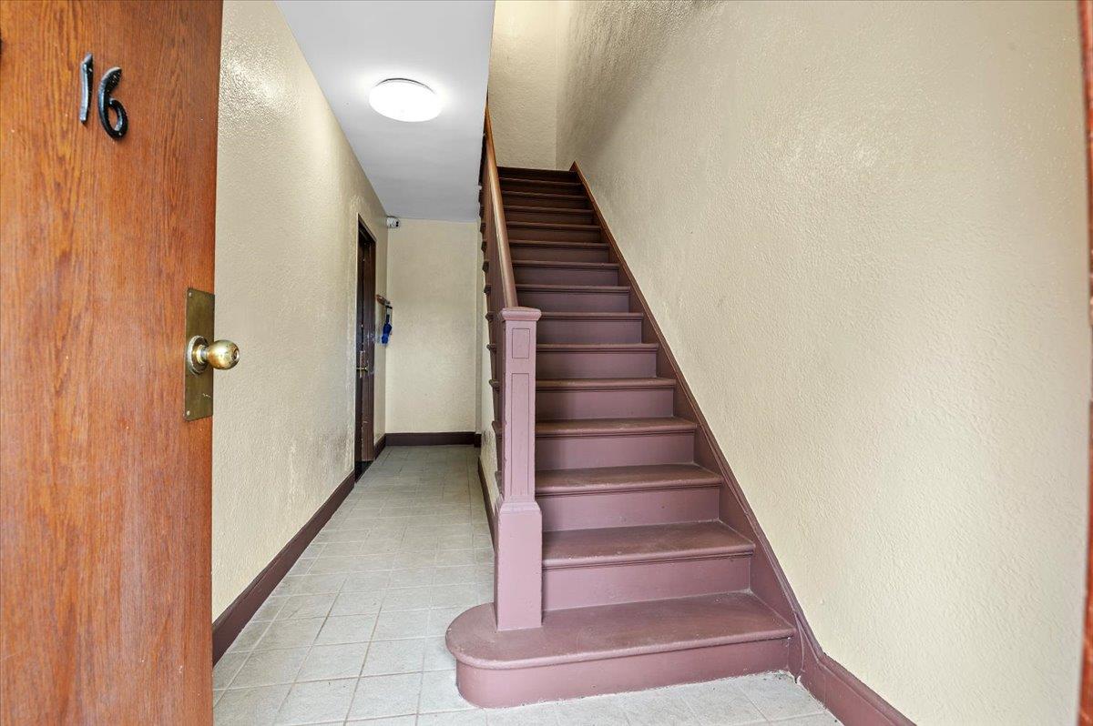 #3 photo, 7916 19th Road, クイーンズ区 East Elmhurst , NY 11370