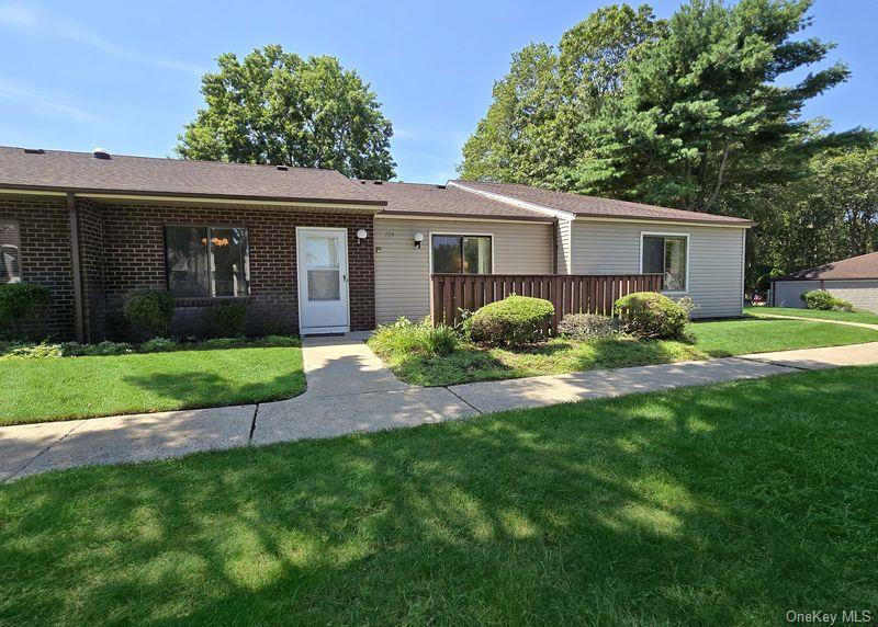 #1 photo, 729 Hilltop Court, Coram , NY 11727