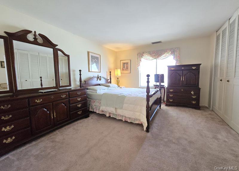 #13 photo, 729 Hilltop Court, Coram , NY 11727