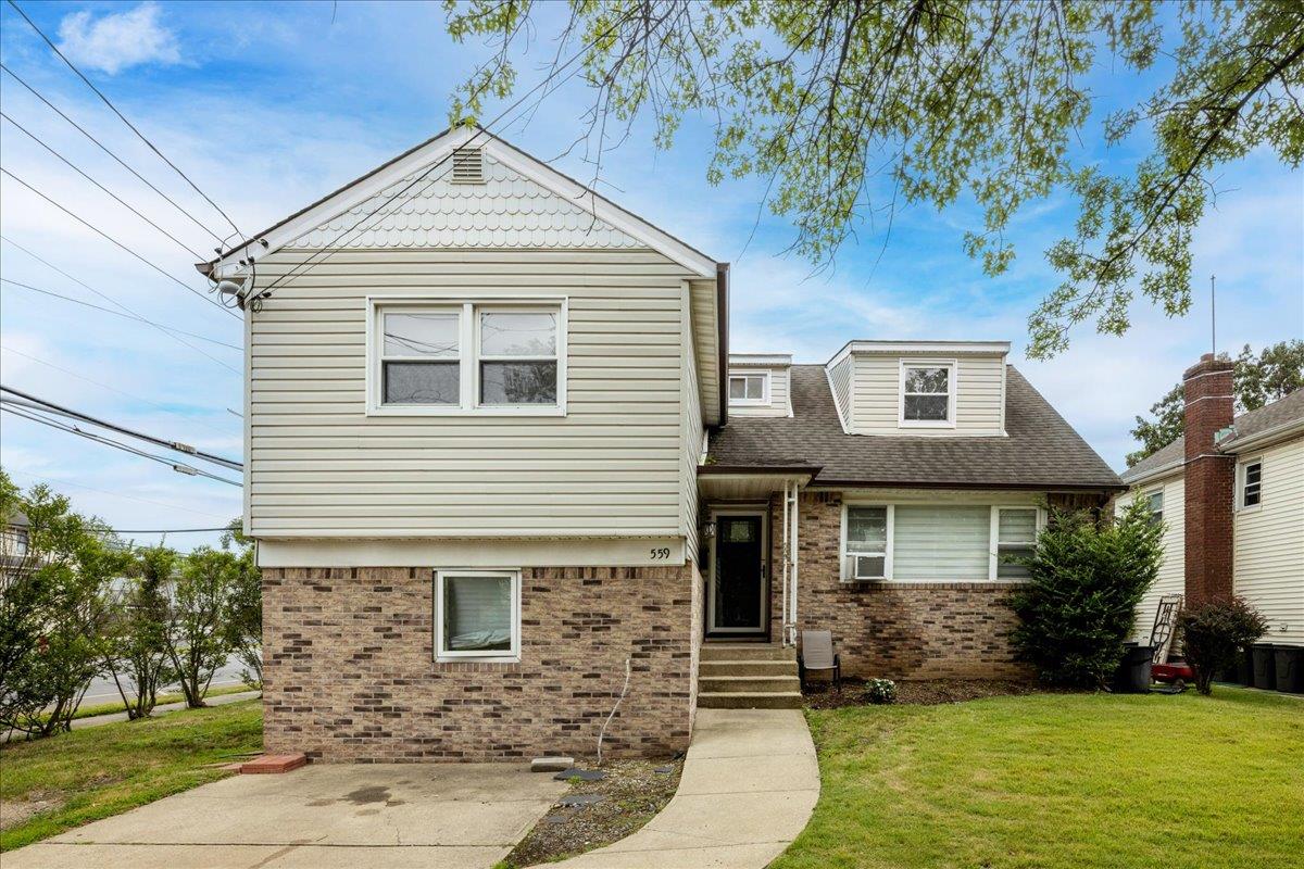 #1 photo, 559 Arlington Place, नासाउ काउंटी Cedarhurst , NY 11516