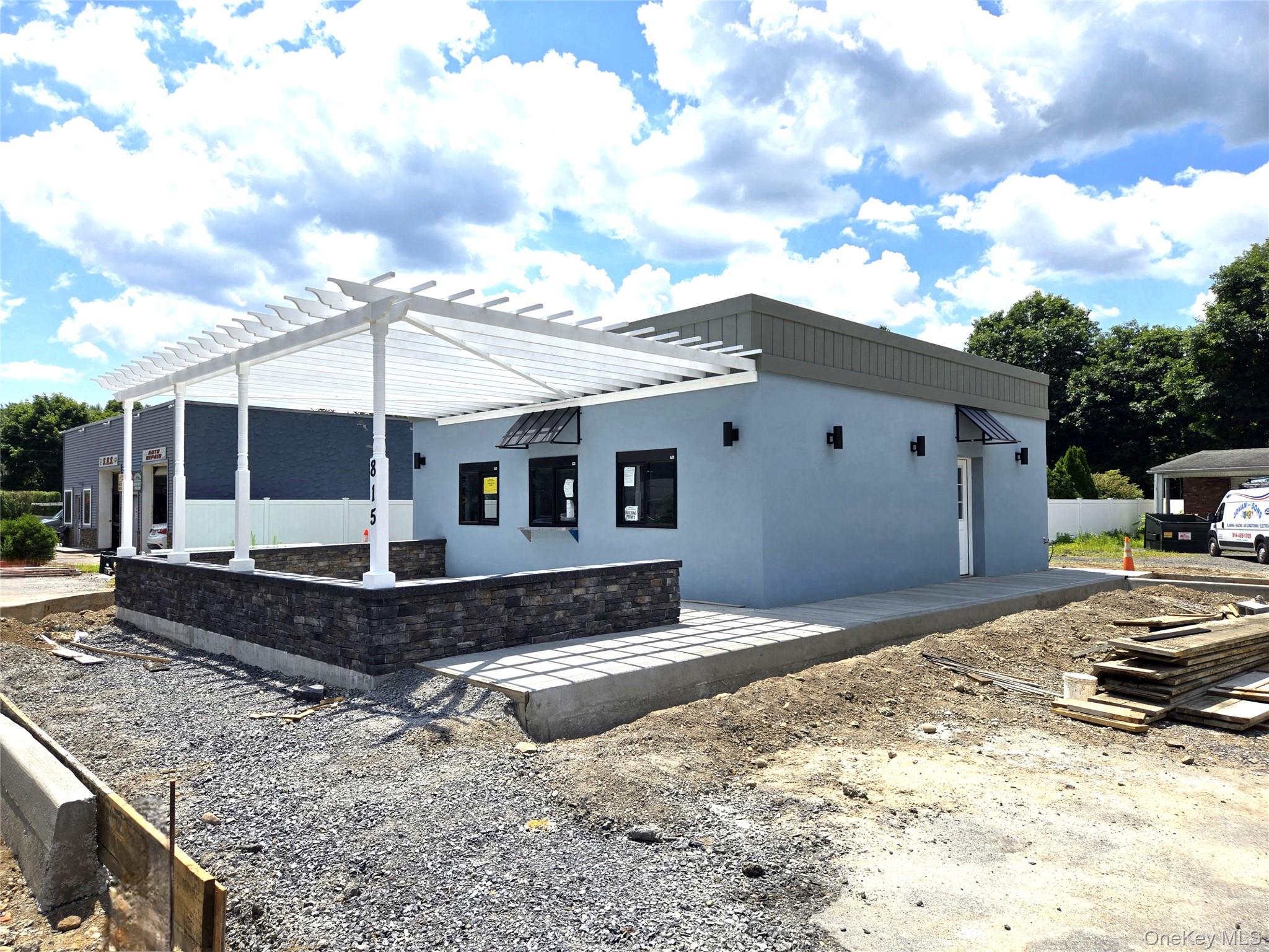 #1 photo, 815-817 Violet Avenue, Hyde Park , NY 12538