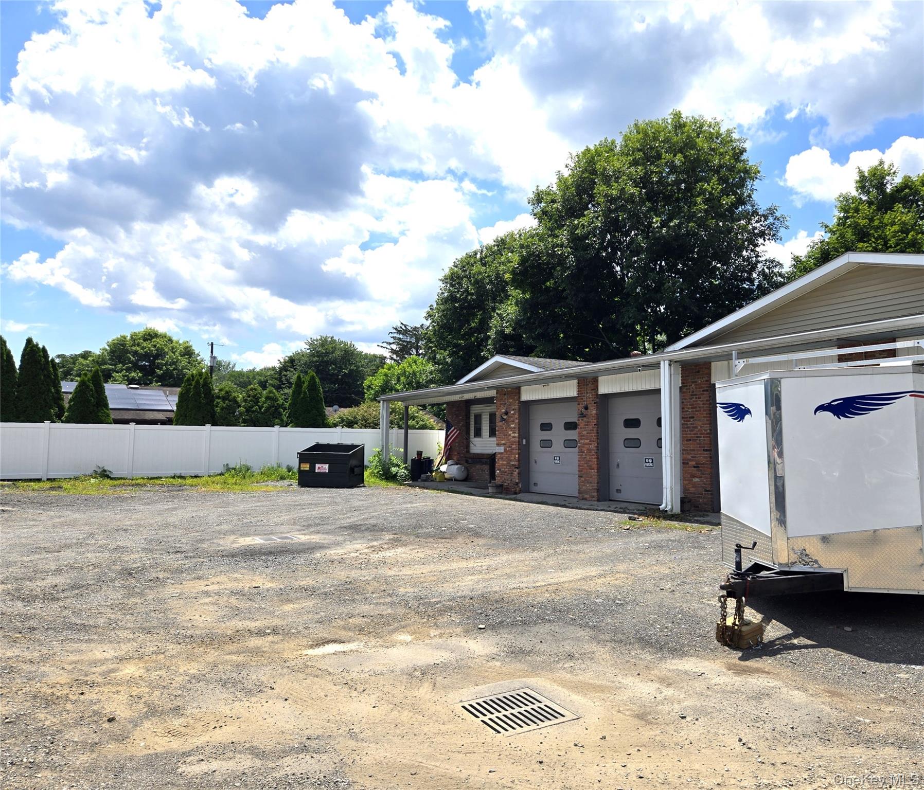 #15 photo, 815-817 Violet Avenue, Hyde Park , NY 12538