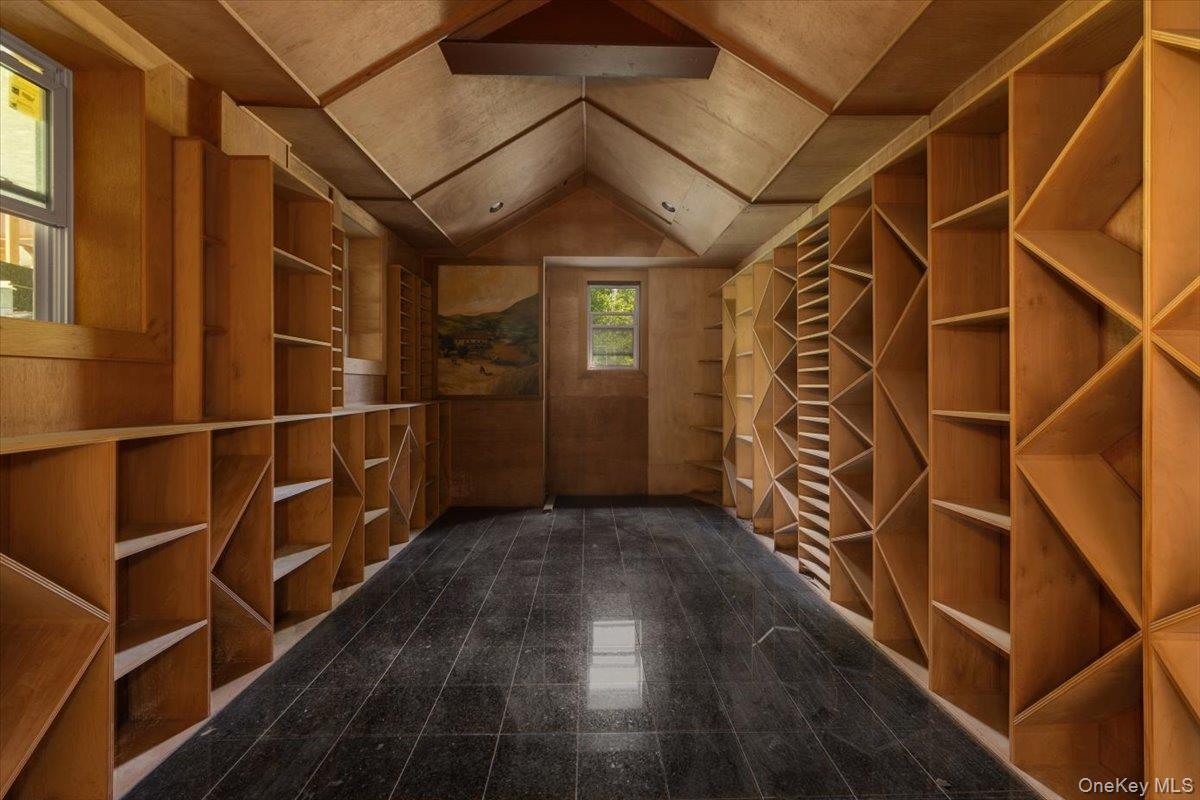 #19 photo, 180 Stone Hill Road, Bedford , NY 10506