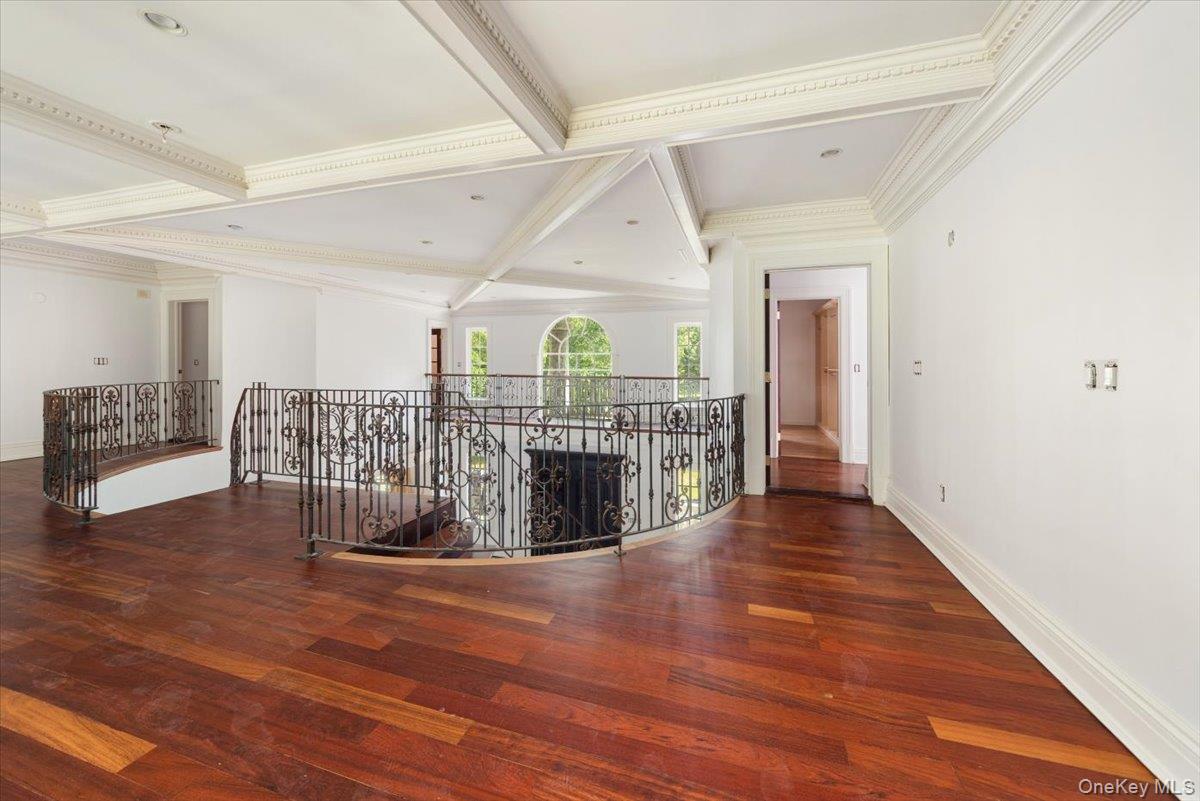 #7 photo, 180 Stone Hill Road, Bedford , NY 10506