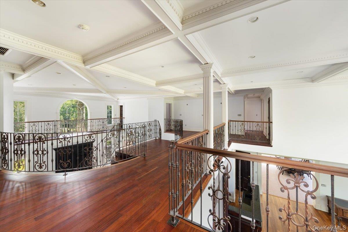 #8 photo, 180 Stone Hill Road, Bedford , NY 10506