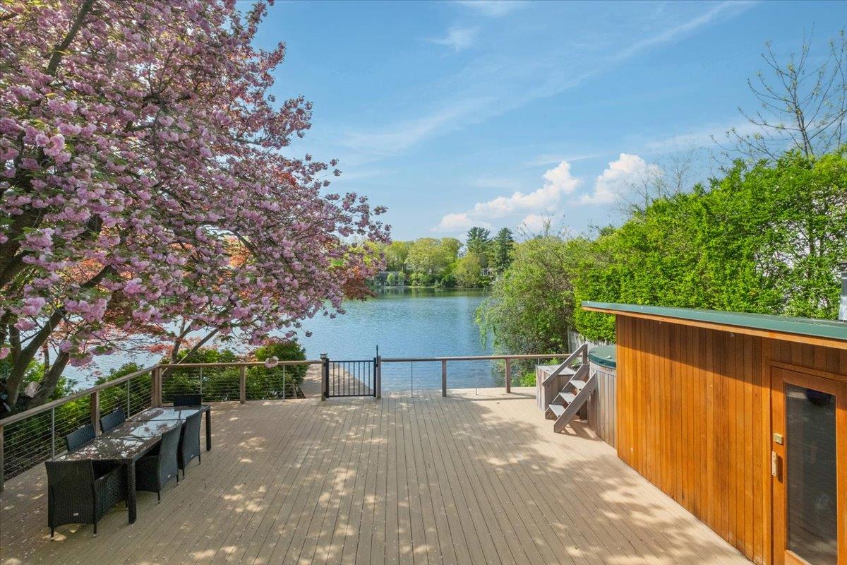 #1 photo, 21 Point Drive, 纽约州 Lake Peekskill , NY 10537