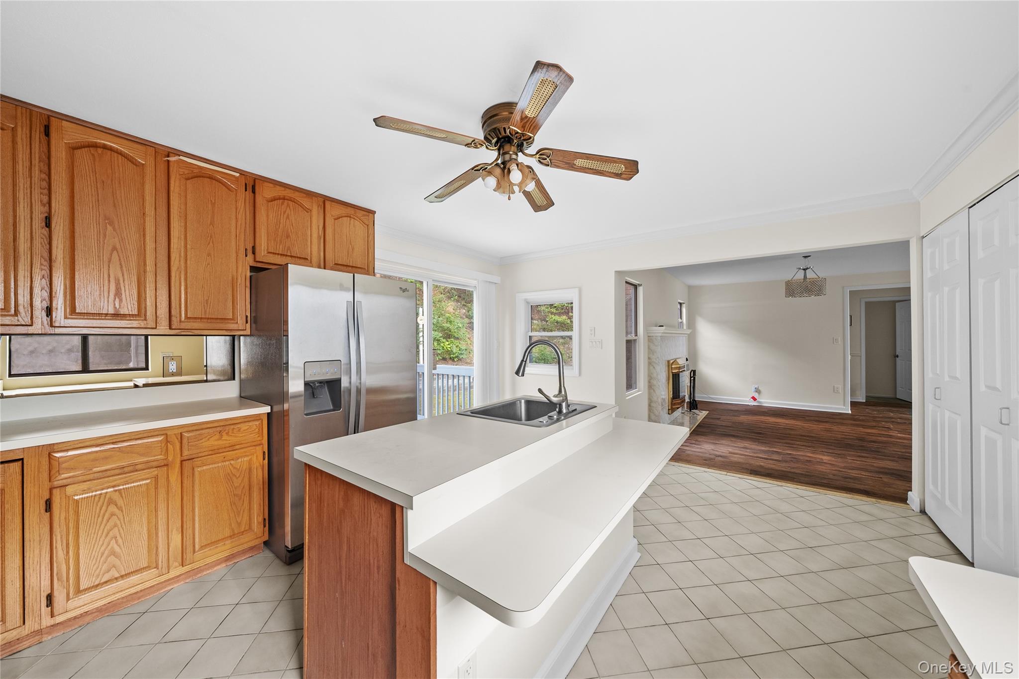 #6 photo, 59 Breeze Avenue, Саффолк ‖ Ronkonkoma , NY 11779