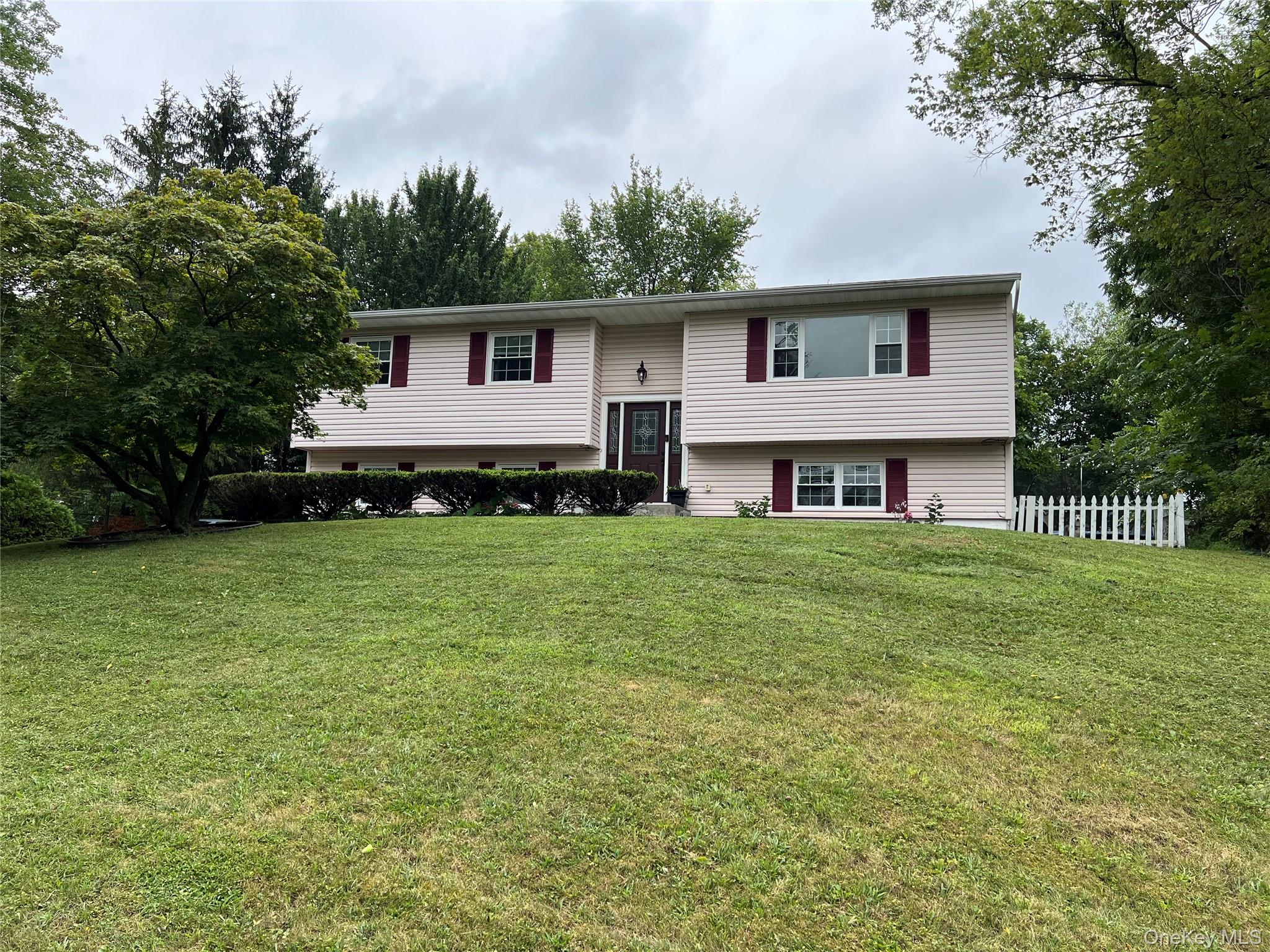 #1 photo, 6 Peace Drive, Middletown , NY 10941