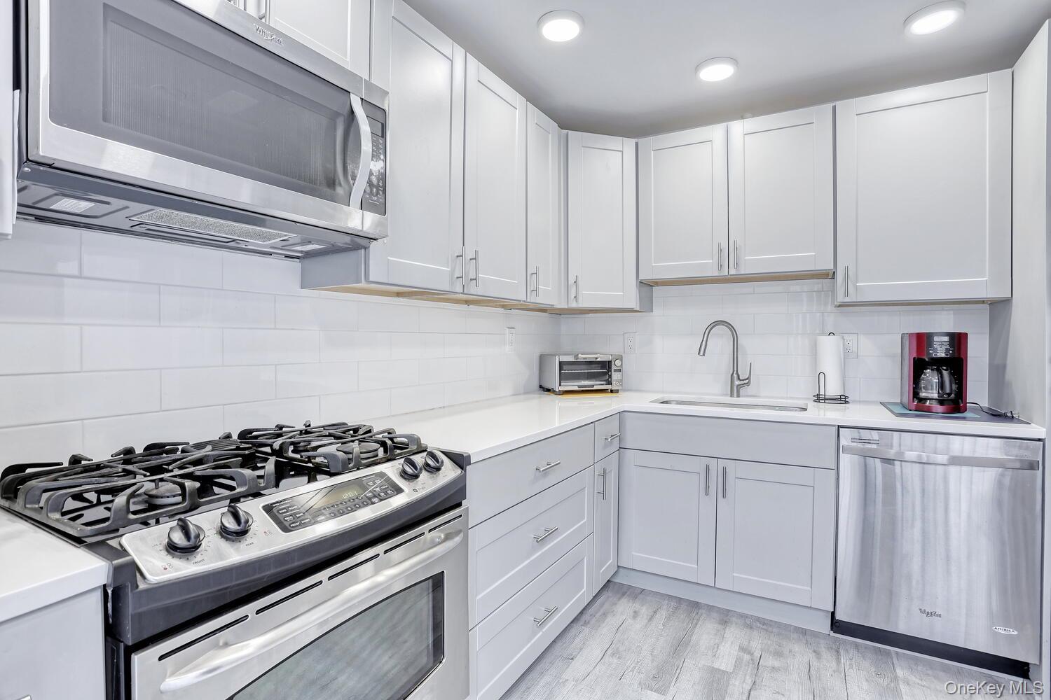 #8 photo, 40 I Heritage Drive, New City , NY 10956