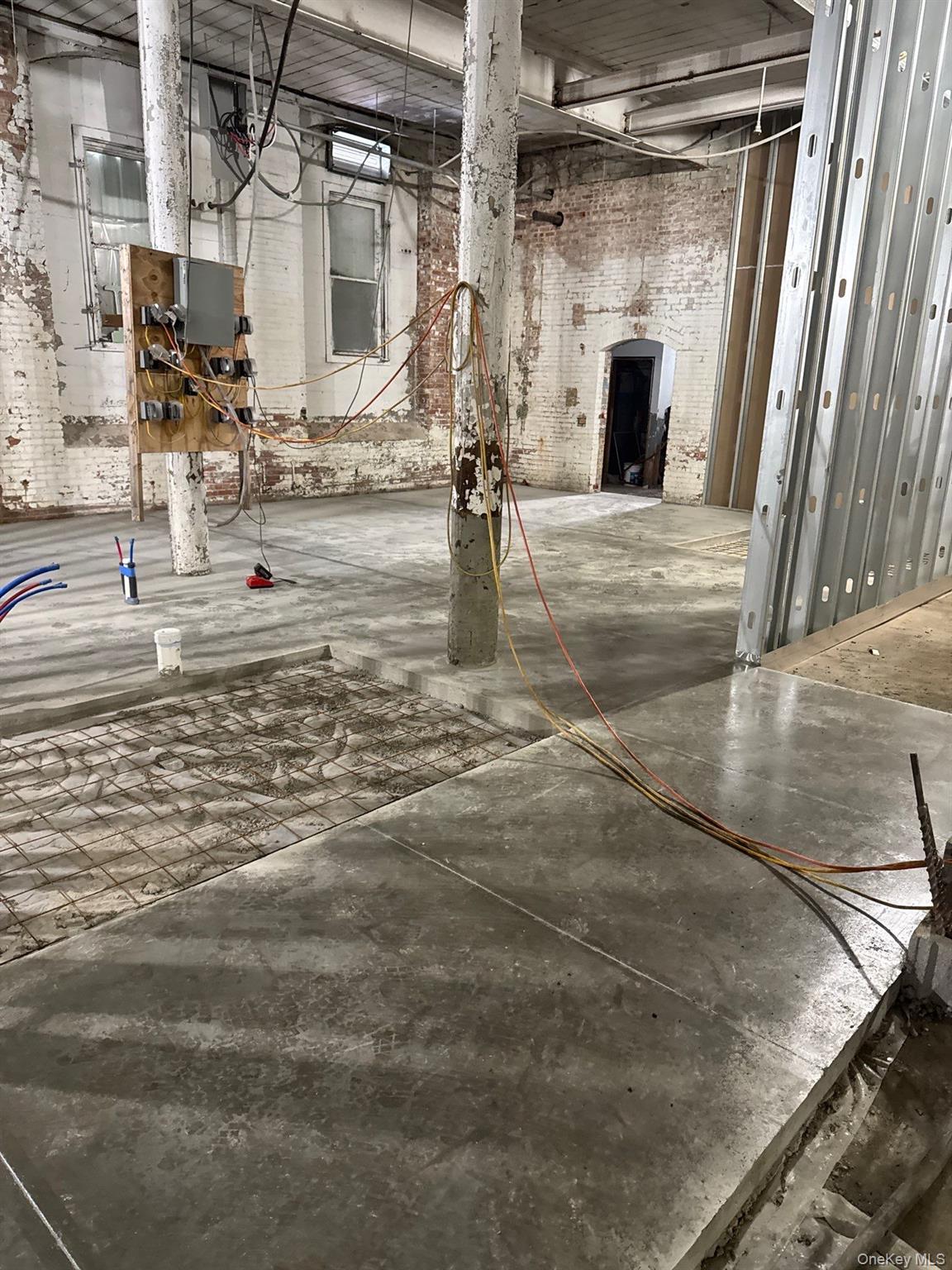 #8 photo, 2214 Whitesboro, Other , NY 