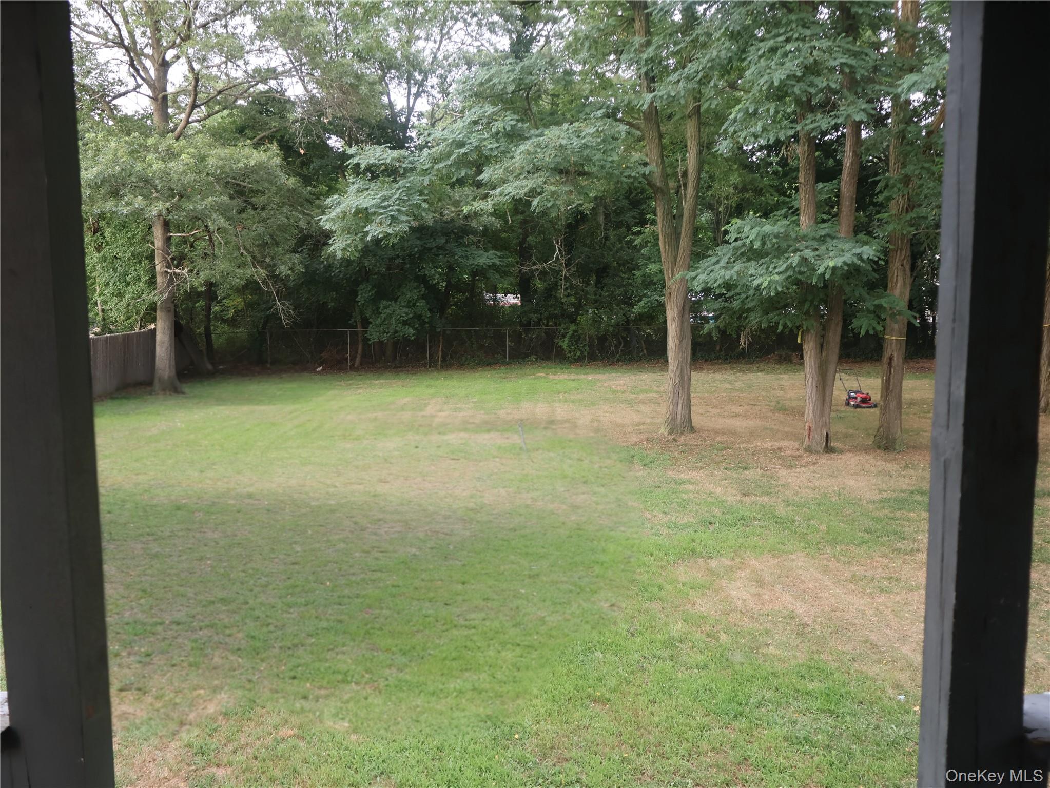 #5 photo, 113 Nicoll Avenue, サフォーク郡 Central Islip , NY 11722