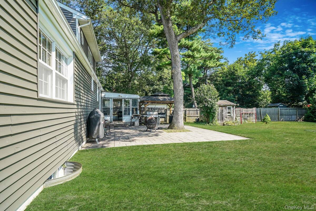 #11 photo, 7 Scott Drive, Melville , NY 11747