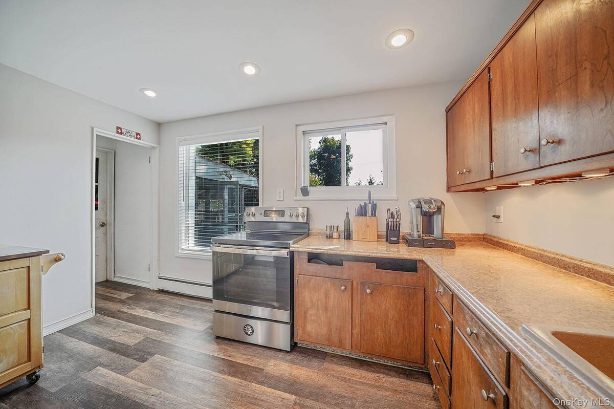 #25 photo, 7 Scott Drive, Melville , NY 11747