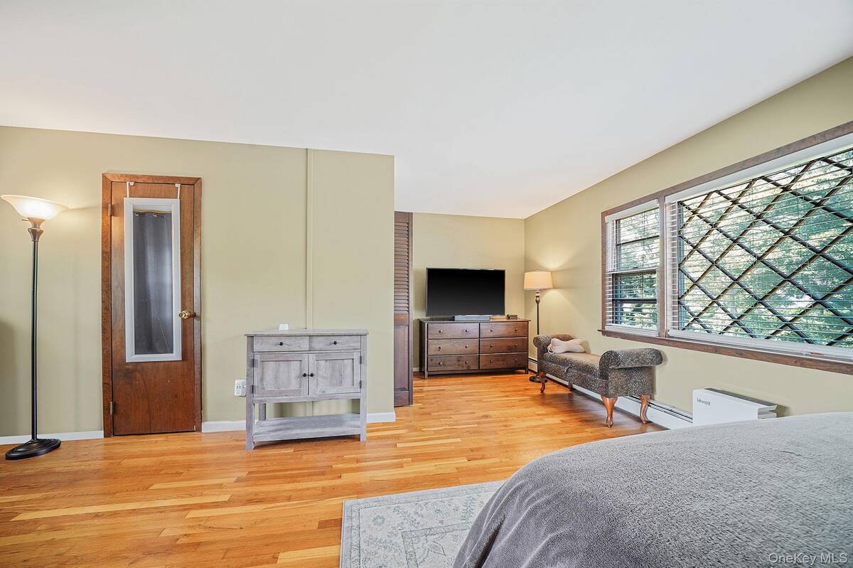 #35 photo, 7 Scott Drive, Melville , NY 11747