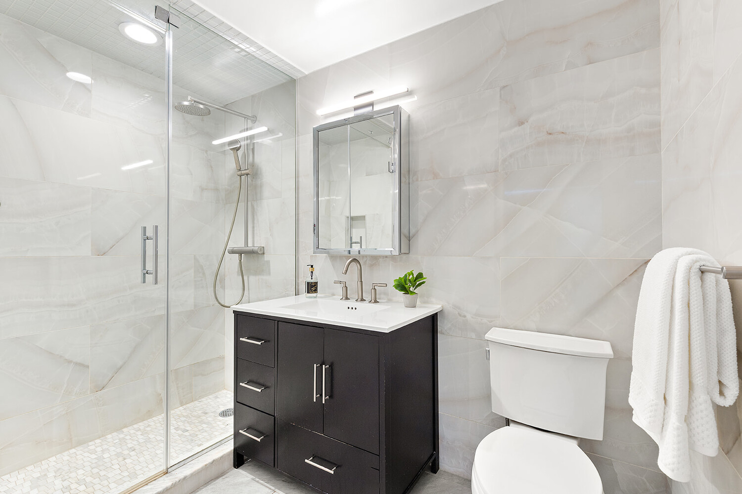 #8 photo, 179 LUDLOW Street, マンハッタン Lower East Side , NY 10002