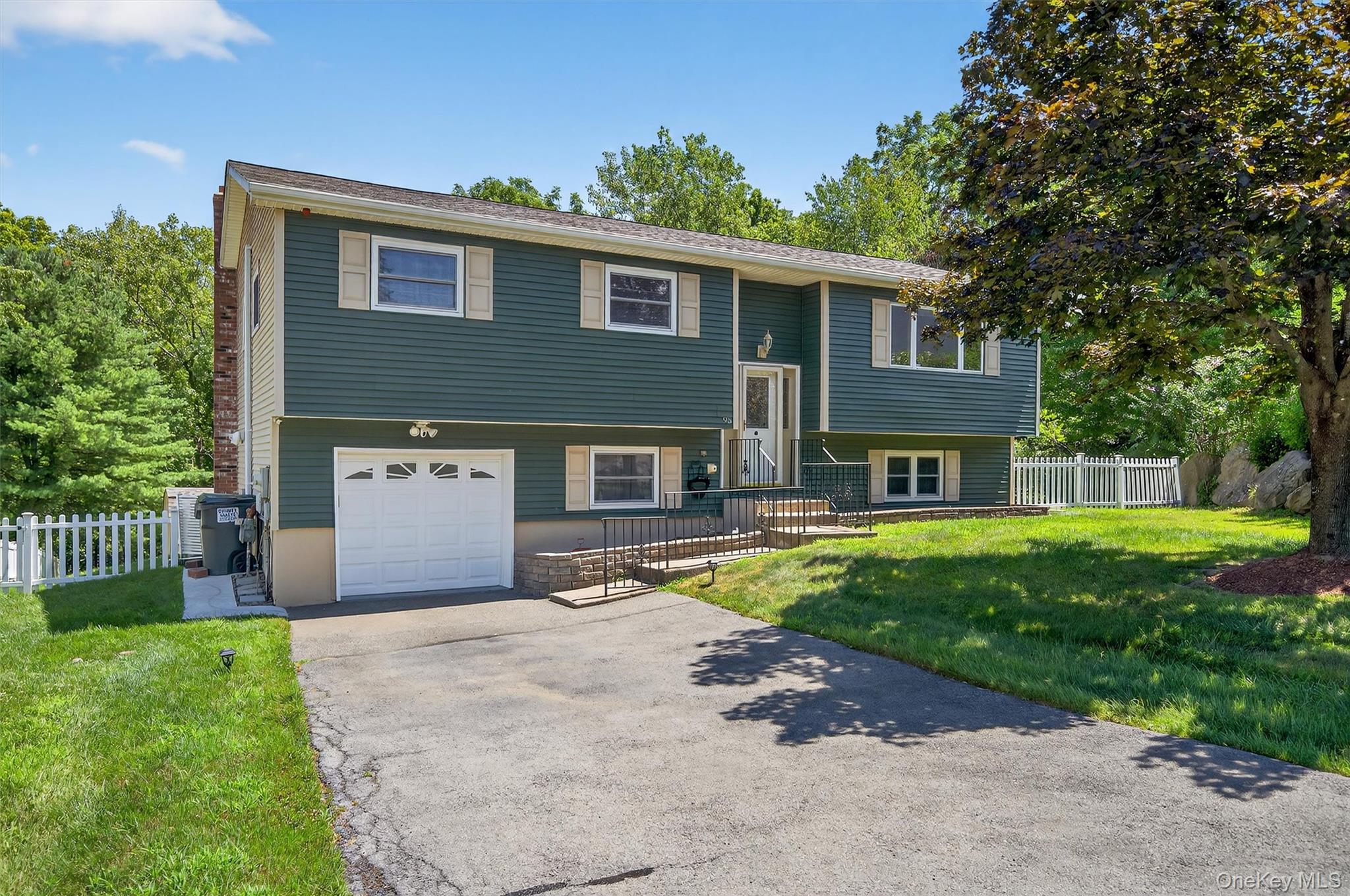 #1 photo, 95 Rolling Meadows Road, 纽约州 Middletown , NY 10940