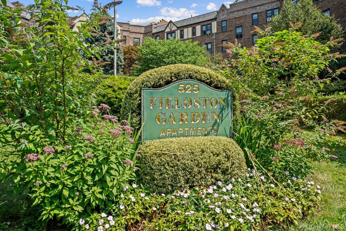 #19 photo, 525 W 238th Street, Bronx , NY 10463