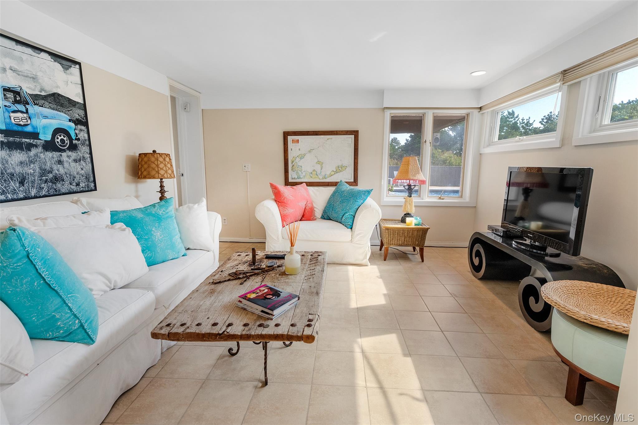 #14 photo, 49 Gilberts Path, सफ़ोक काउंटी Amagansett , NY 11930