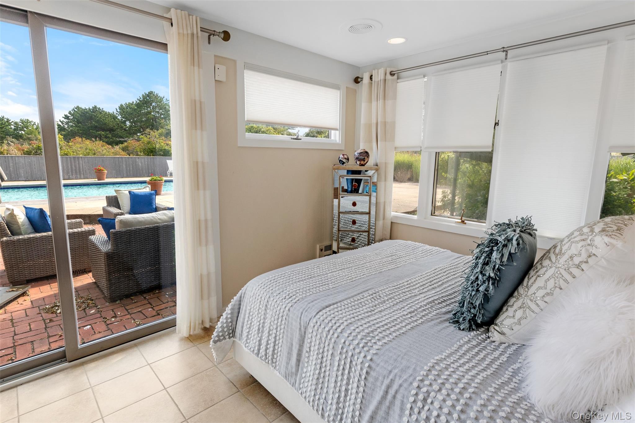 #17 photo, 49 Gilberts Path, सफ़ोक काउंटी Amagansett , NY 11930