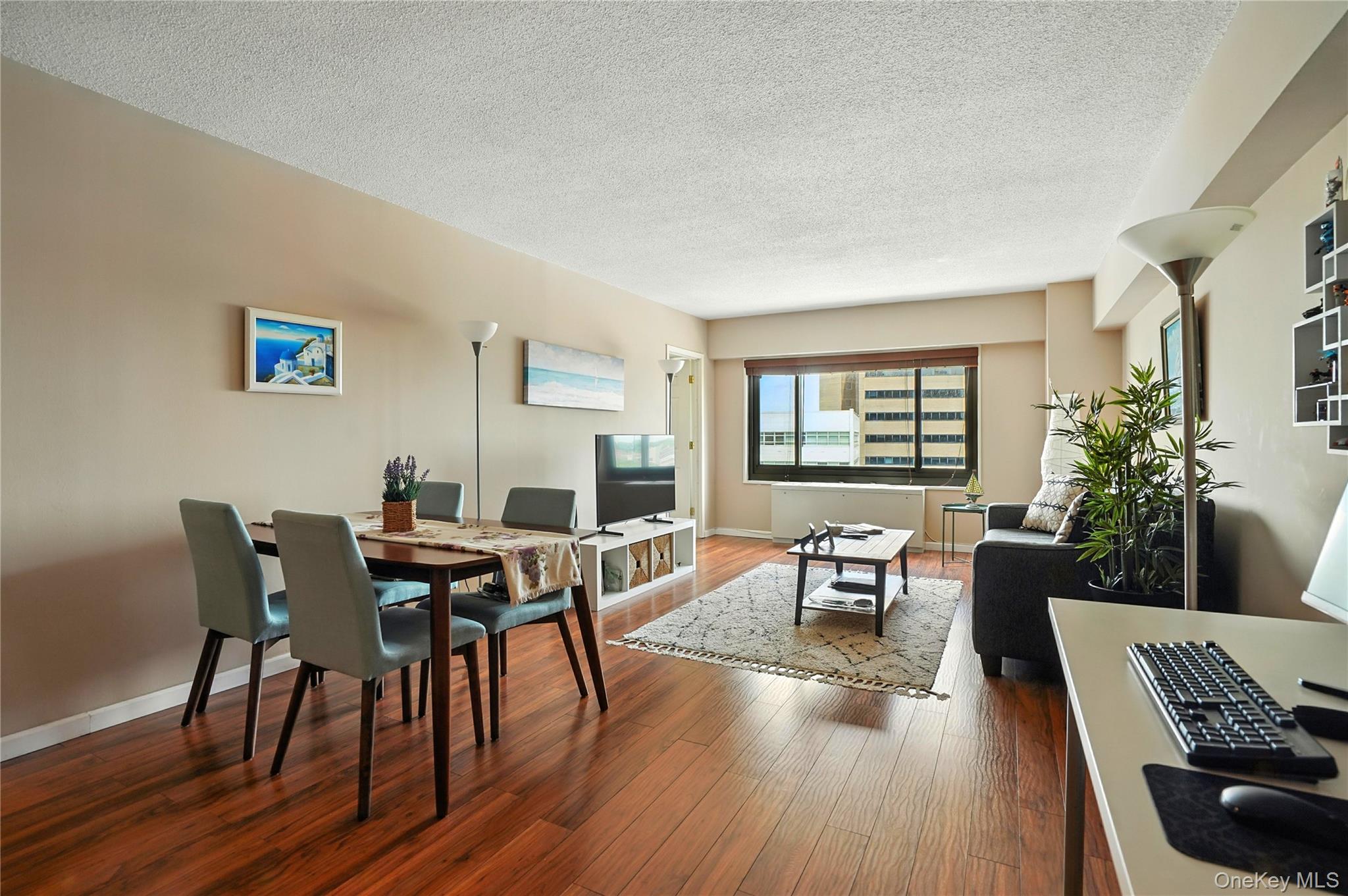 #1 photo, 119-45 Union Turnpike, फॉरेस्ट हिल्स Forest Hills , NY 11375