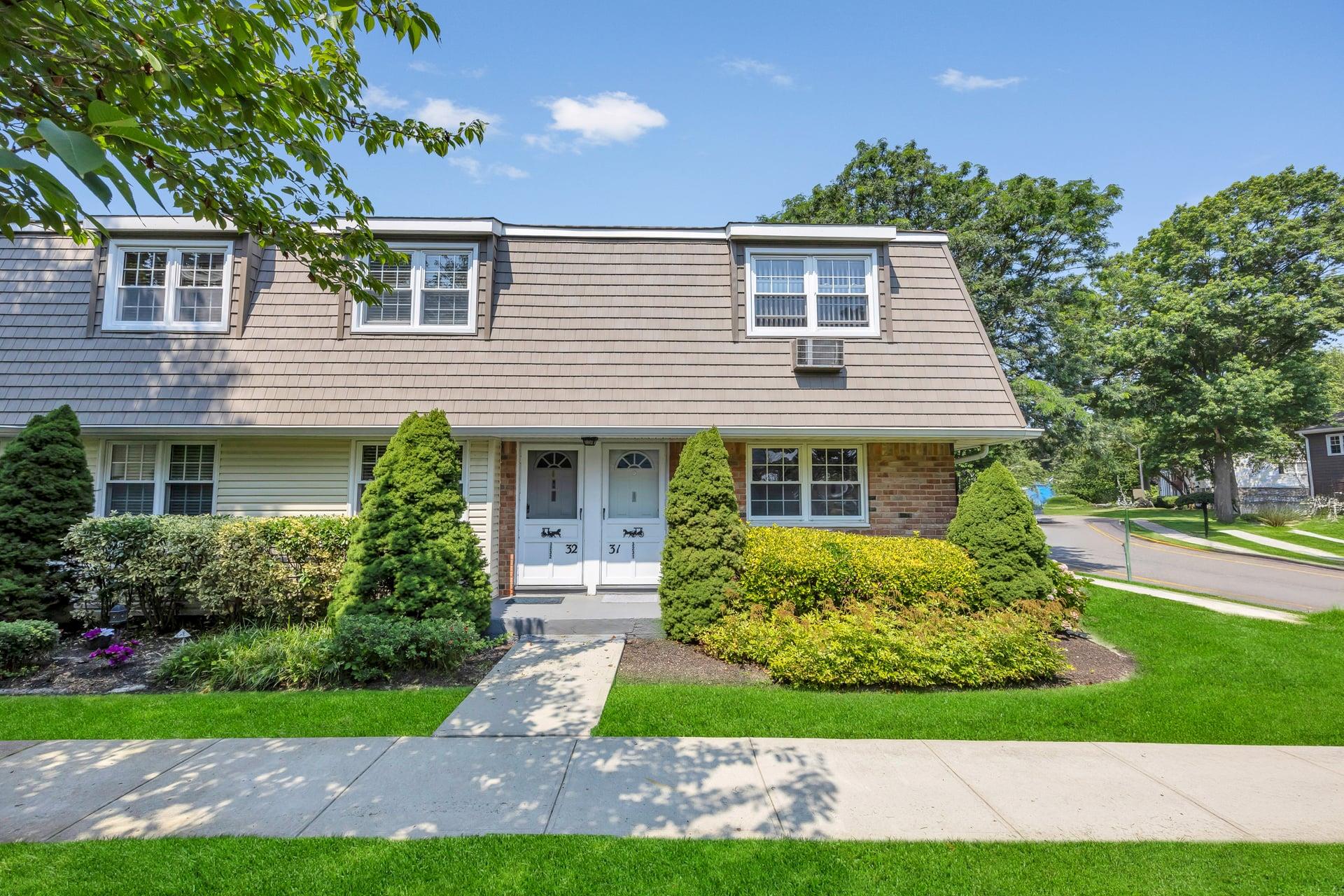 #1 photo, 3231 Wilshire Lane, सफ़ोक काउंटी Oakdale , NY 11769