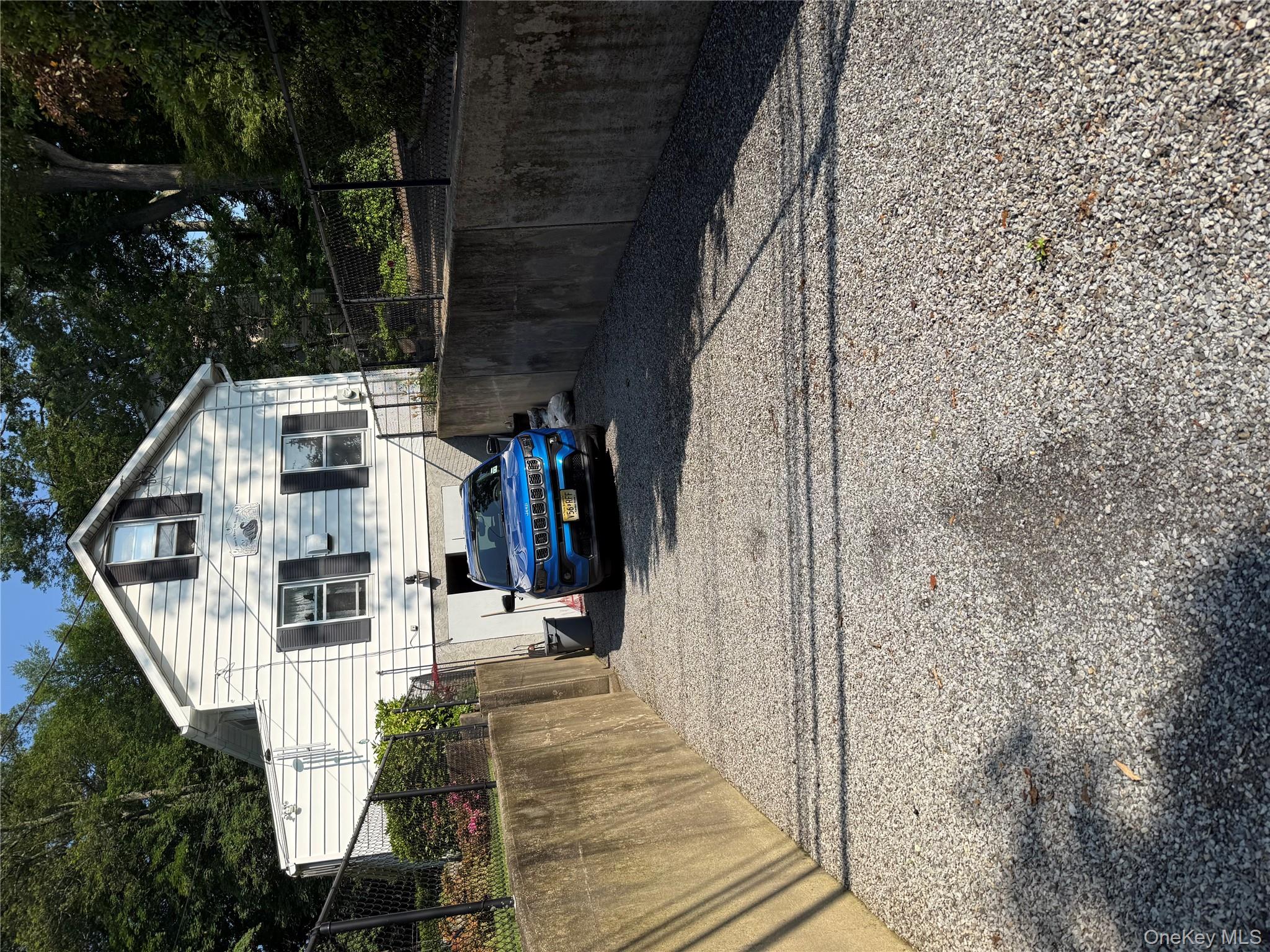 #2 photo, 1 Hillside Lane, Huntington , NY 11743