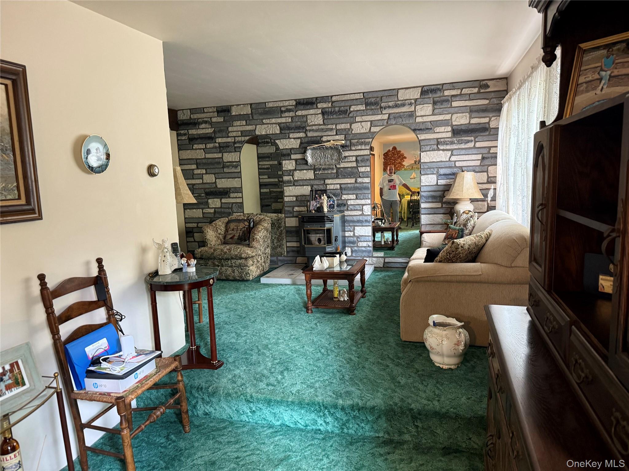 #7 photo, 1 Hillside Lane, Huntington , NY 11743