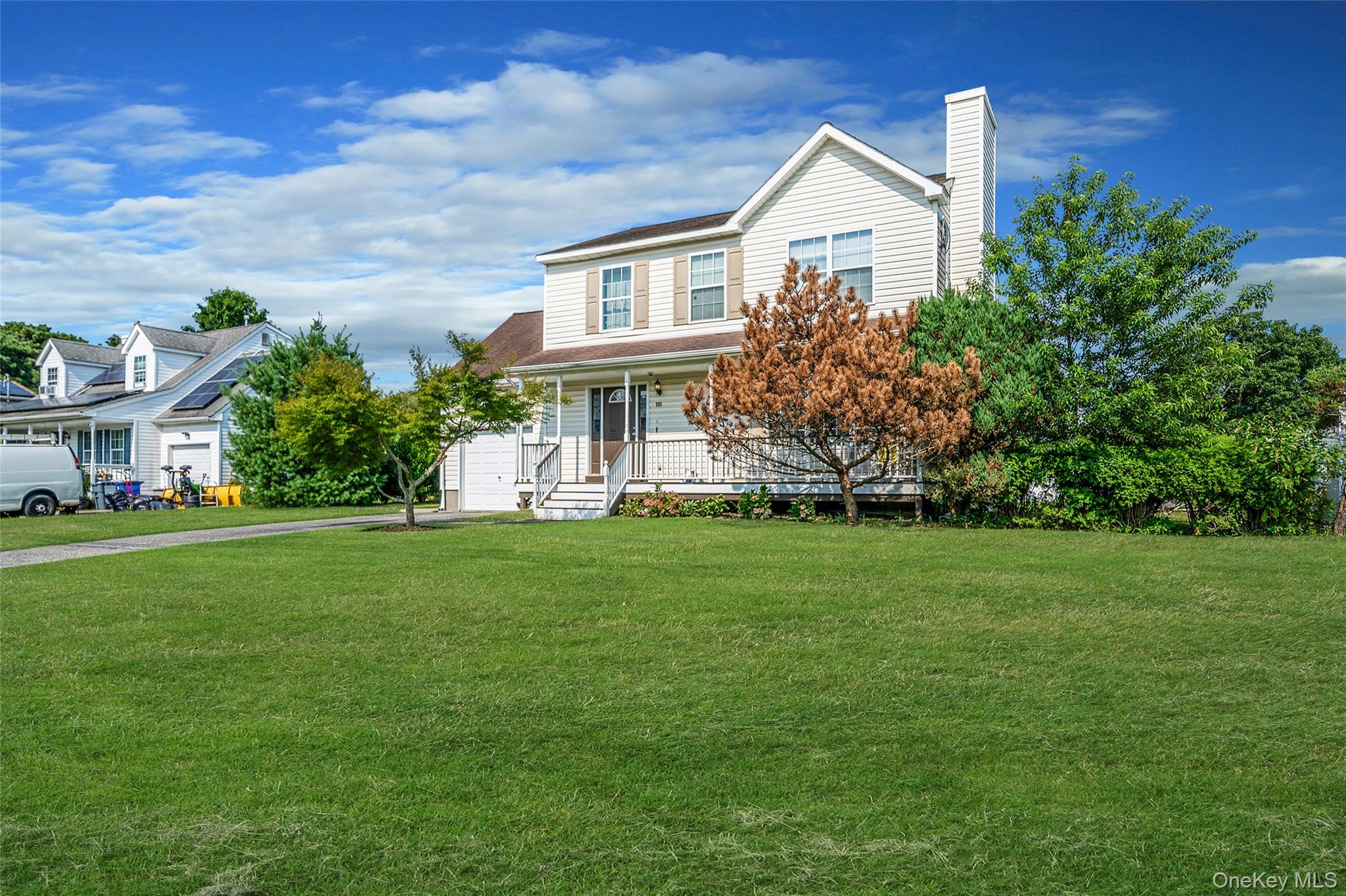 #2 photo, 905 Doane Avenue, Bellport , NY 11713