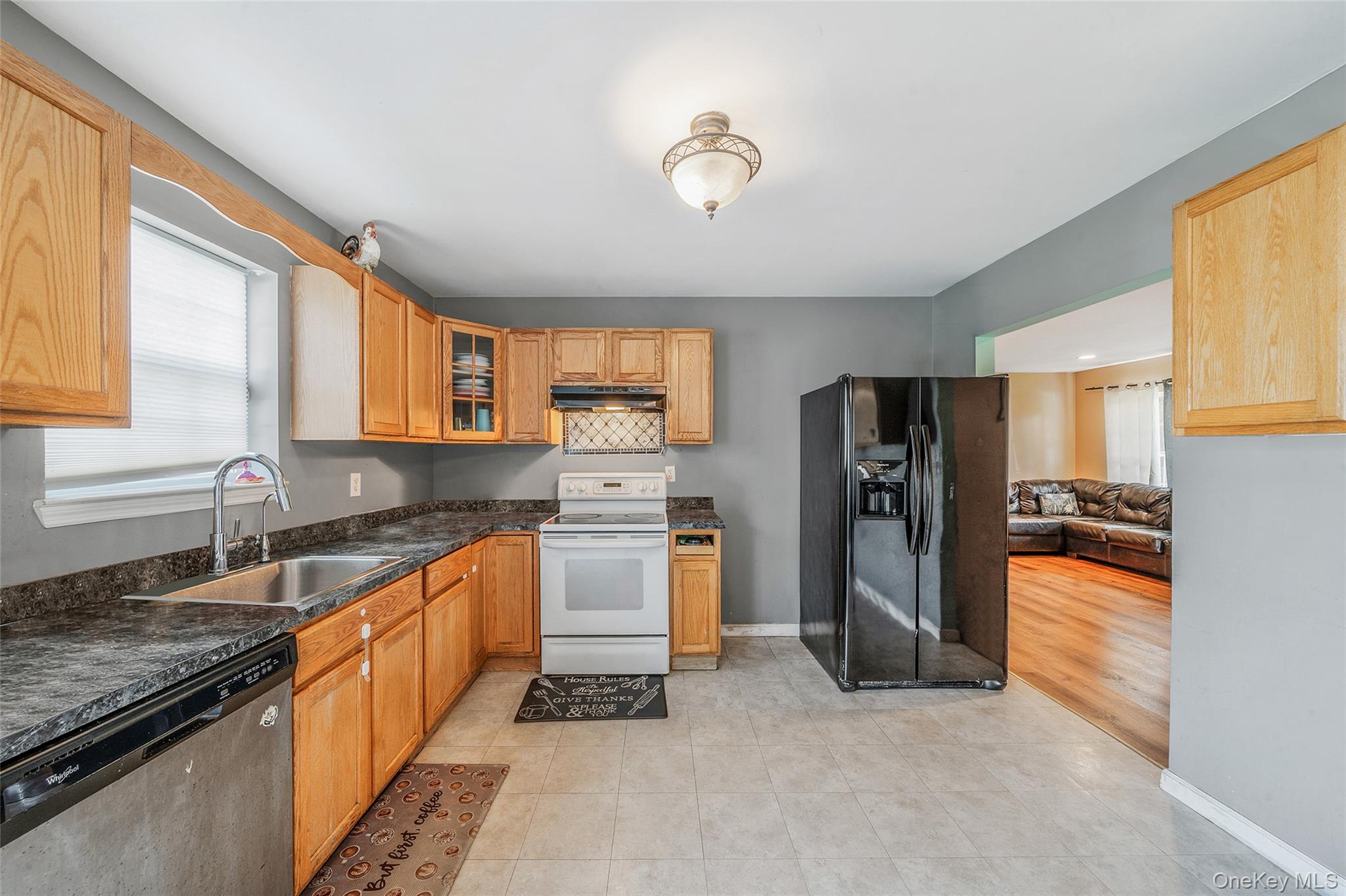 #5 photo, 905 Doane Avenue, Bellport , NY 11713