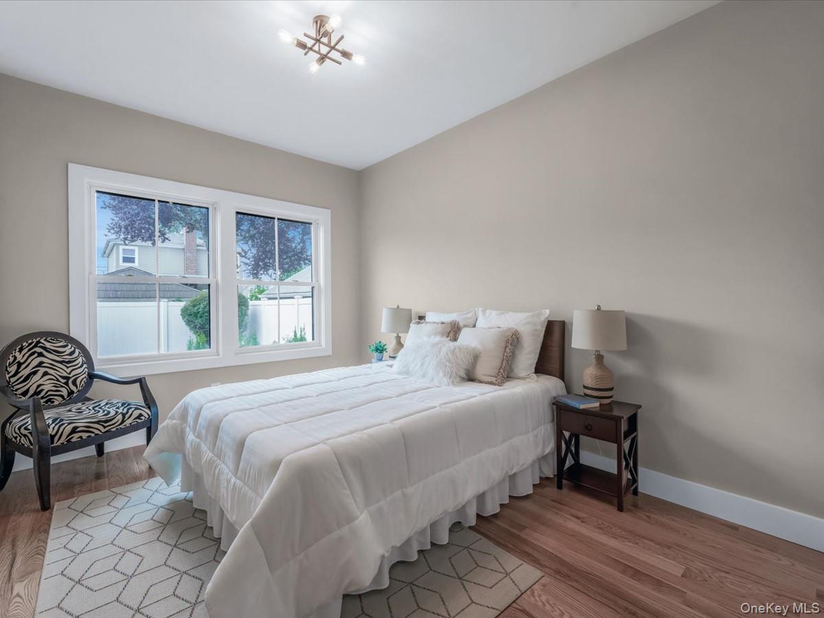 #13 photo, 41 Albany Avenue, ナッソー郡 Westbury , NY 11590