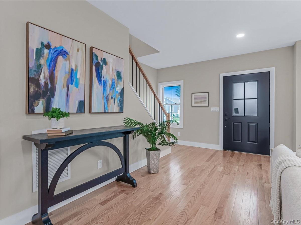 #3 photo, 41 Albany Avenue, ナッソー郡 Westbury , NY 11590