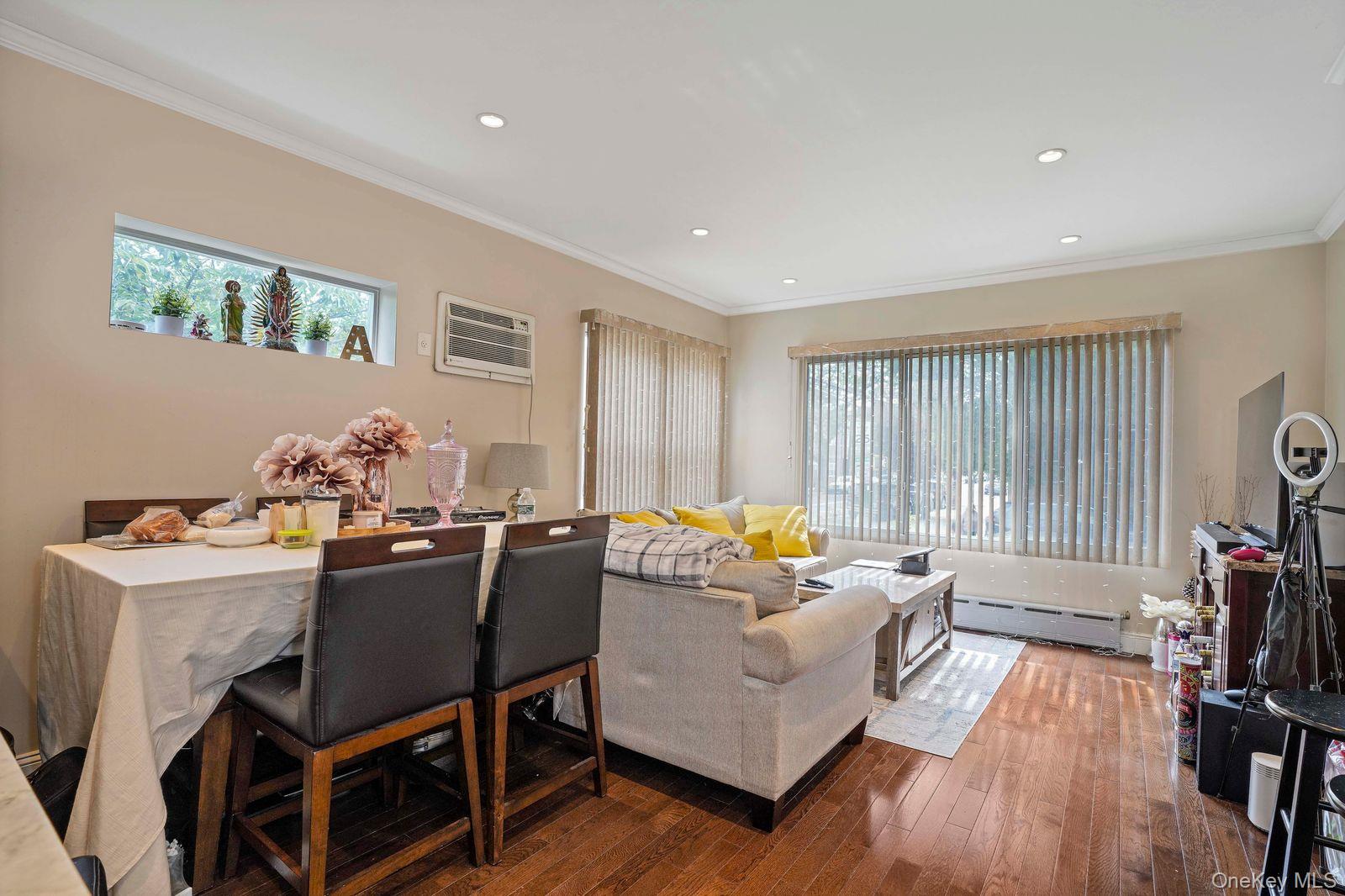 #11 photo, 70-49 66th Place, クイーンズ区 Glendale , NY 11385