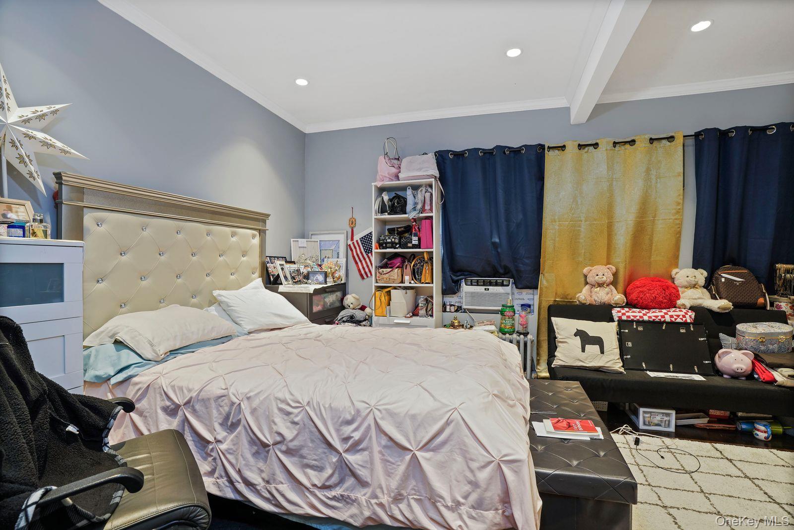 #18 photo, 70-49 66th Place, クイーンズ区 Glendale , NY 11385