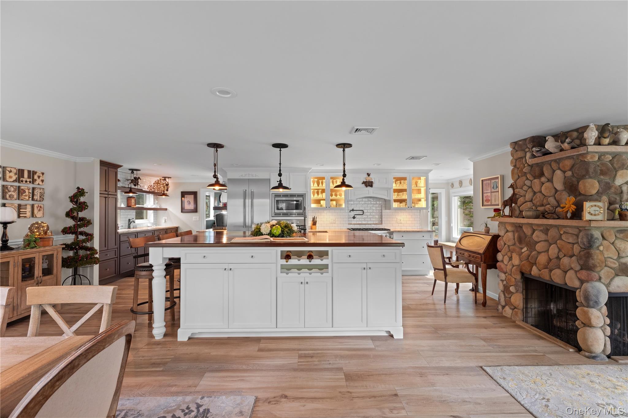 #5 photo, 52 Hillside Road, Stony Brook , NY 11790