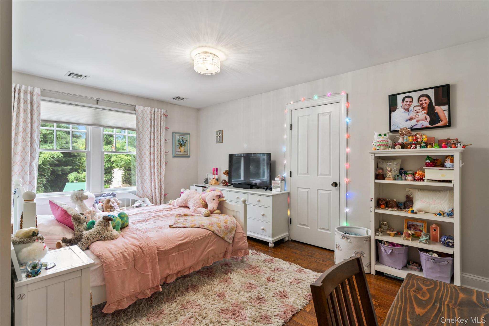 #16 photo, 10 Northwood Circle, Huntington , NY 11743