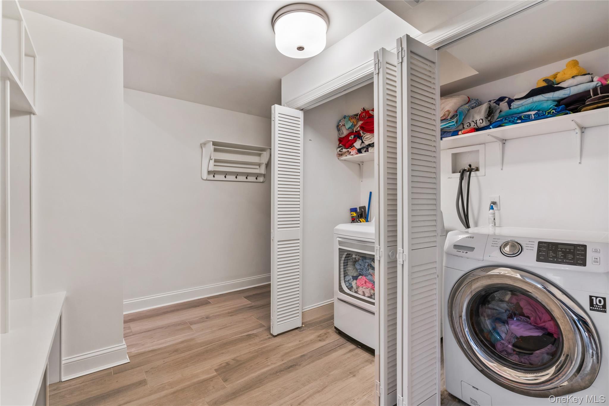 #20 photo, 10 Northwood Circle, Huntington , NY 11743