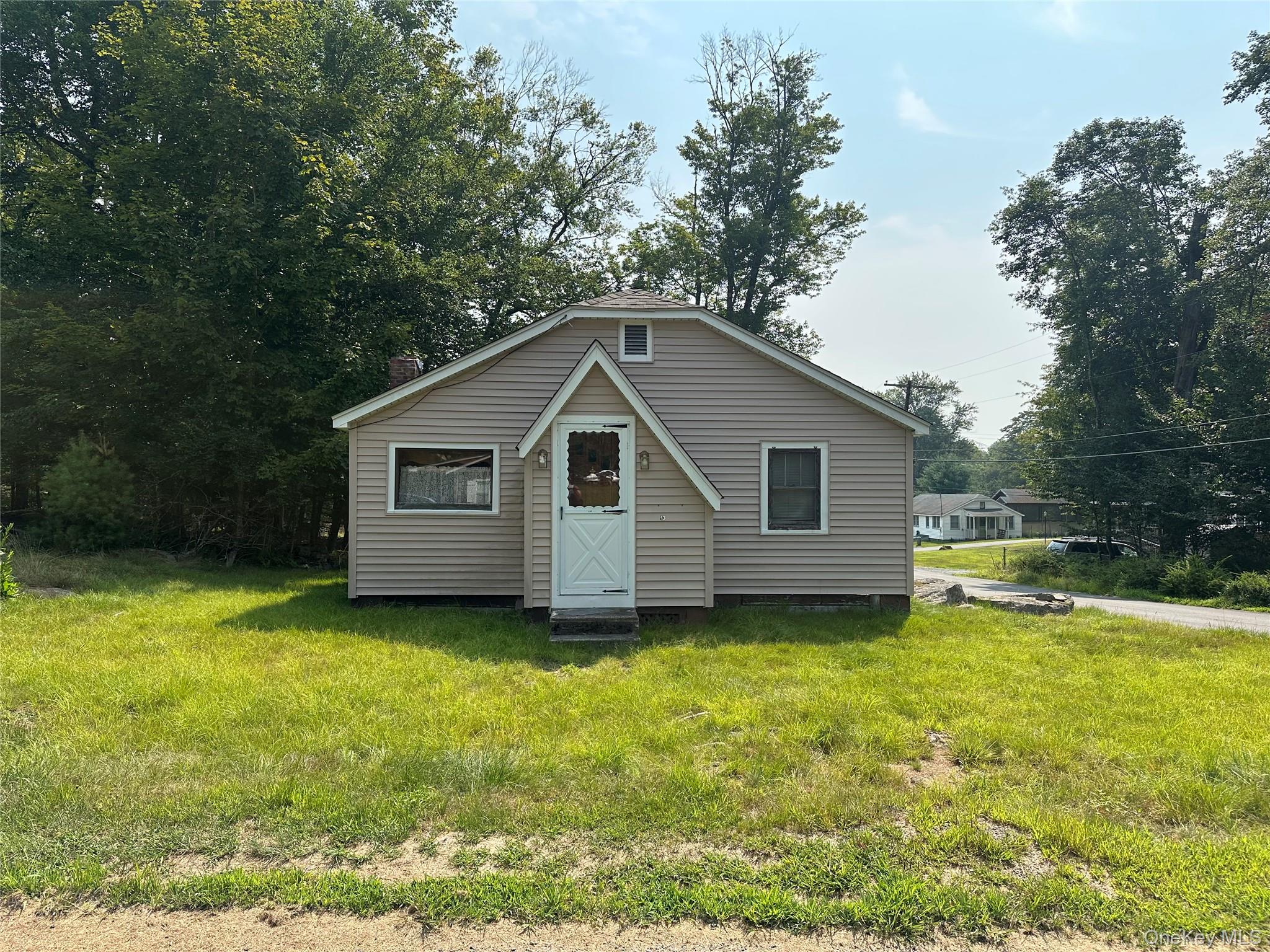 #2 photo, 13 E Pierce Avenue, Smallwood , NY 12720