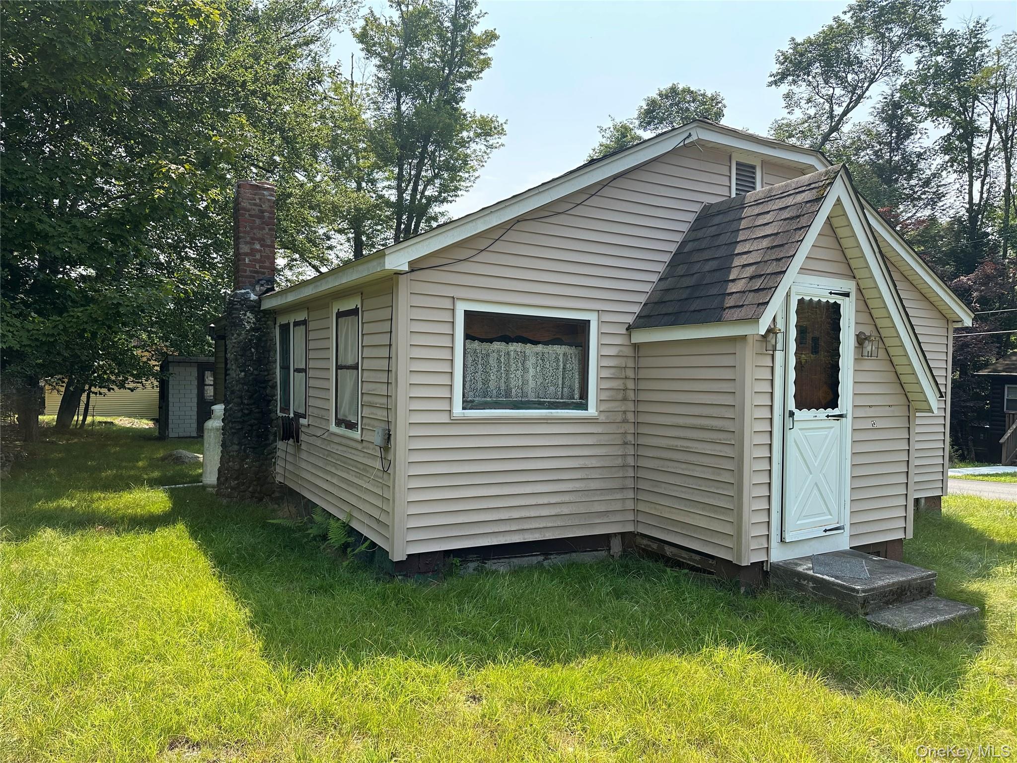 #3 photo, 13 E Pierce Avenue, Smallwood , NY 12720