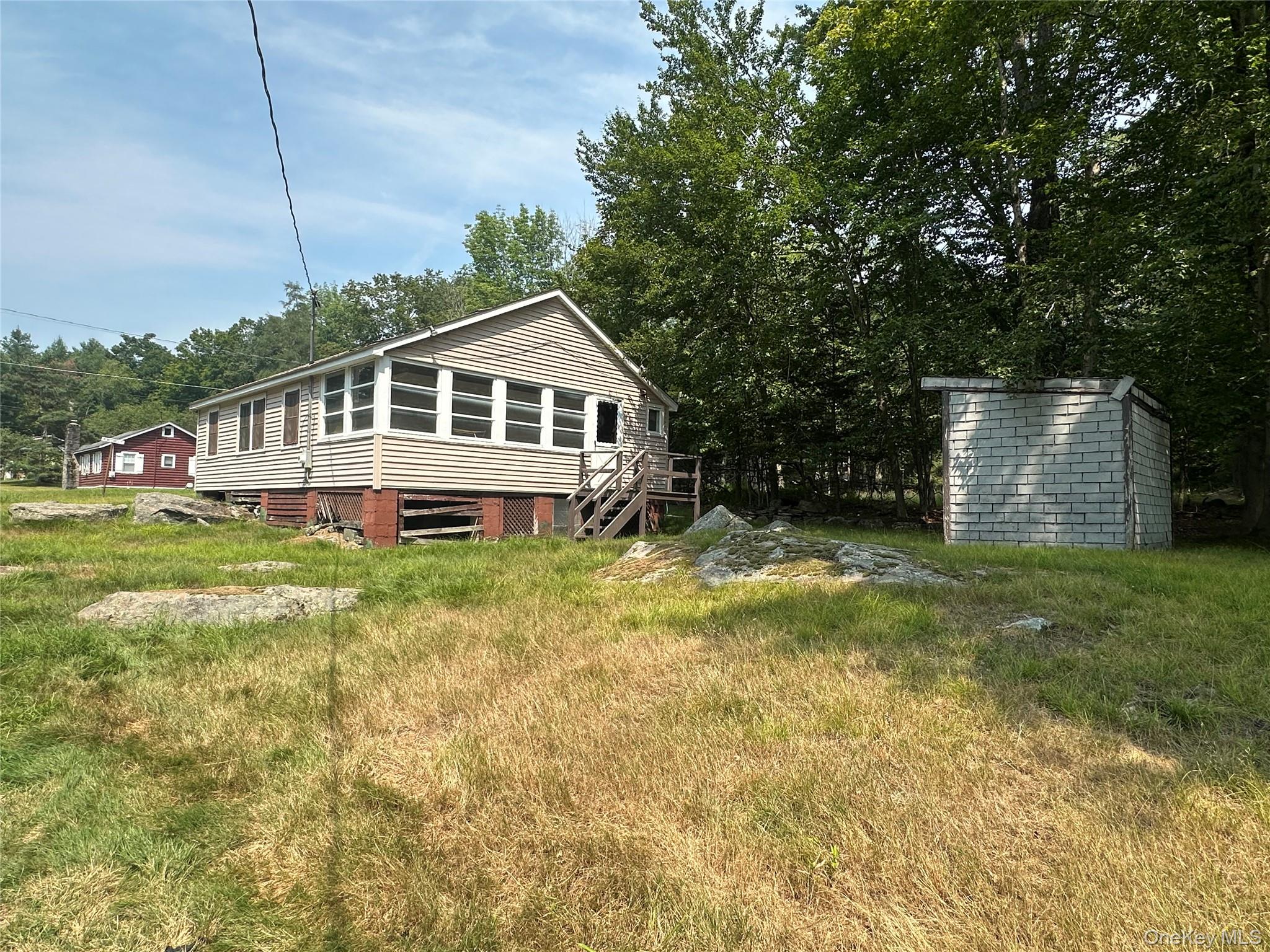 #9 photo, 13 E Pierce Avenue, Smallwood , NY 12720