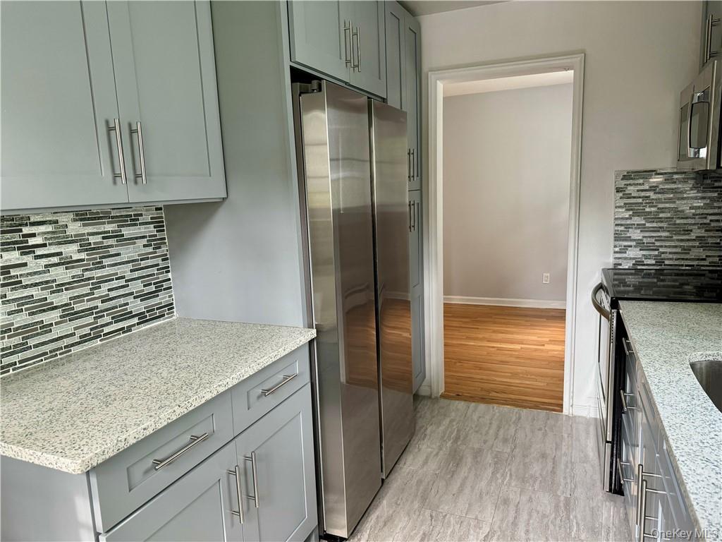 #6 photo, 415 Warwick Avenue, Mount Vernon , NY 10553