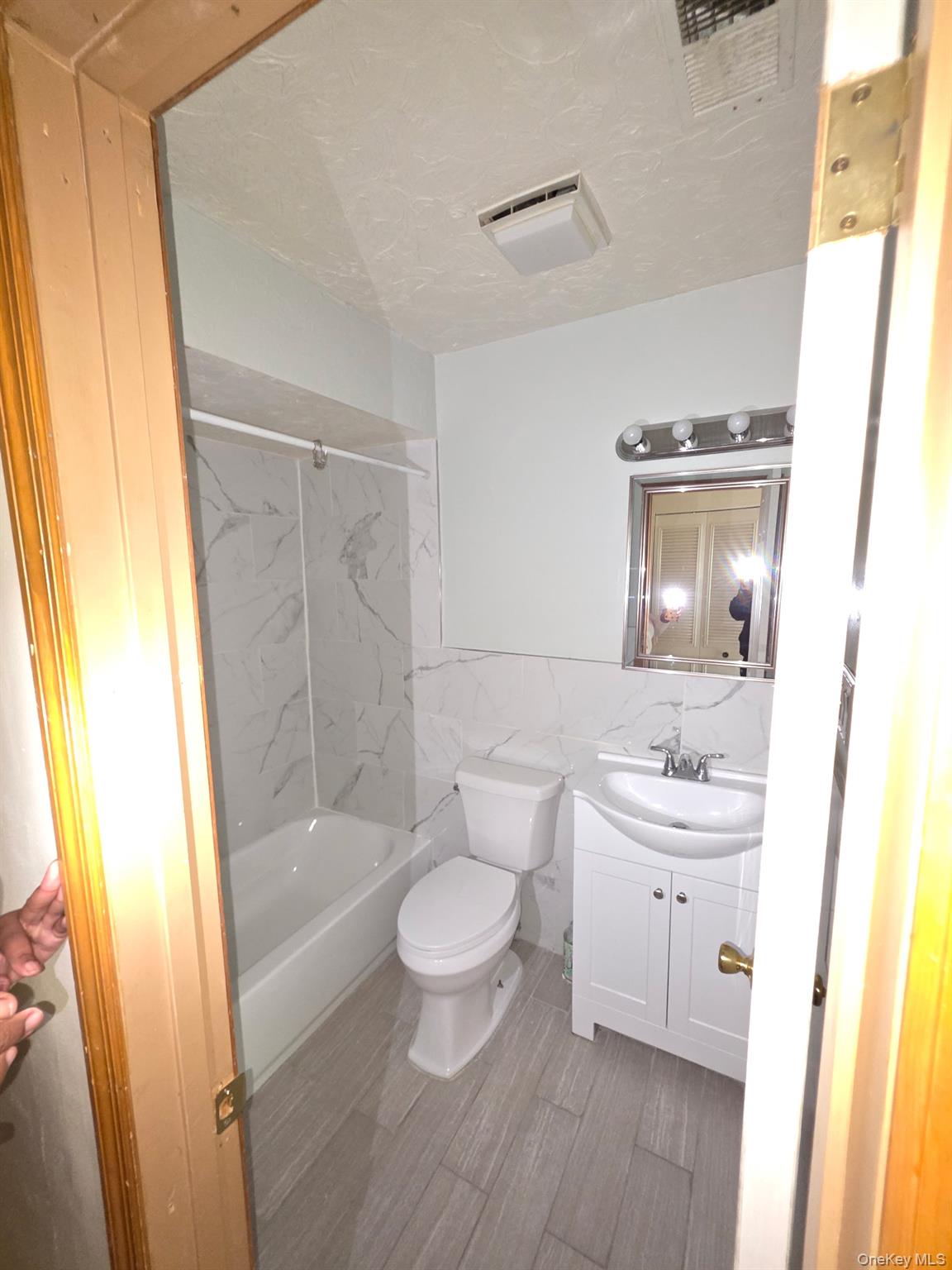 #7 photo, 285 Village Court, Kingston , NY 12401