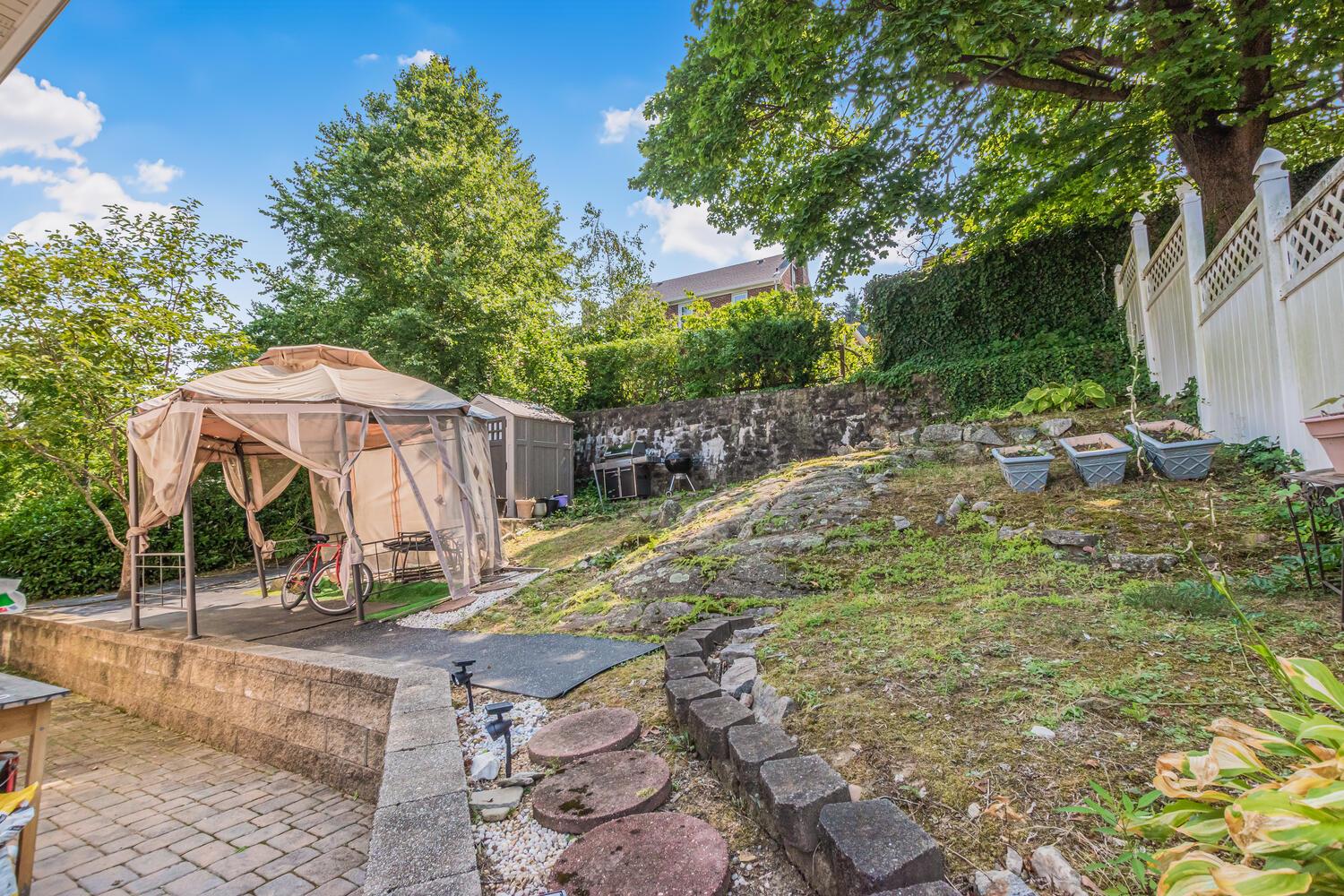 #10 photo, 7 Elaine Terrace, Yonkers , NY 10701